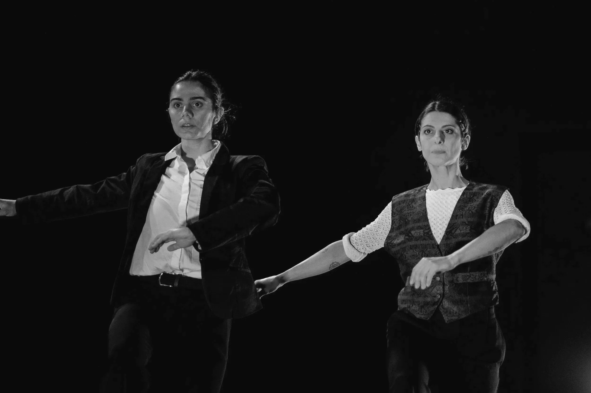 <img    src="melina-bountzika-dancer.jpg"   alt="Melina Bountzika contemporary dancer performing on stage"   width="800"   height="1000"   loading="lazy" />