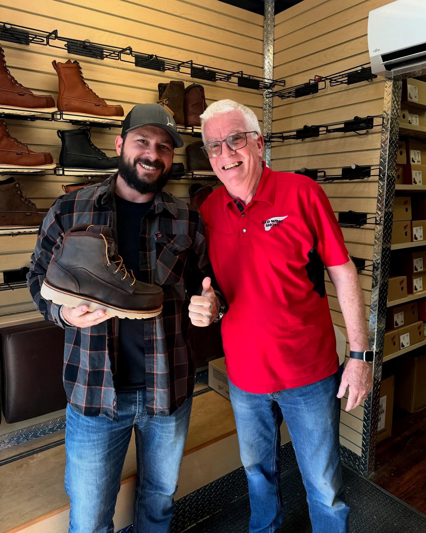 A big thank you to @redwingshoes for getting our crew fit for new work boots! We&rsquo;re excited to hit the ground of this paving season in both style + comfort! 🥾💪

#streamlinepaving #redwingshoes #illinoispaving #illinoisconstruction #asphaltpav