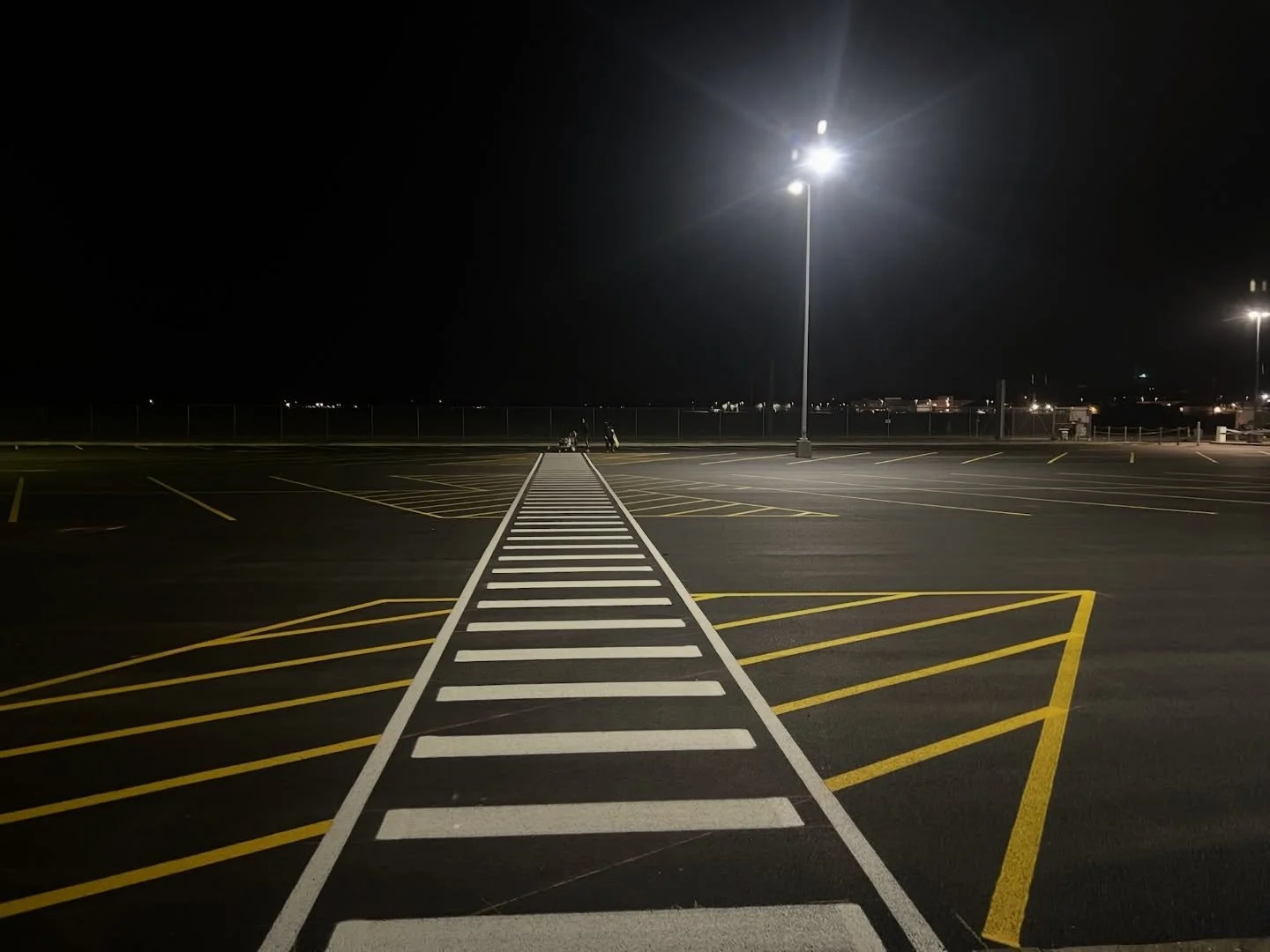Finishing out 2025 with a win: full mill, overlay, and fresh striping for @nestle in only 48 hours. 

No matter the scope, we&rsquo;re built for quick, reliable turnaround! 🛠️

#streamlinepaving #milling #asphalt #striping #construction