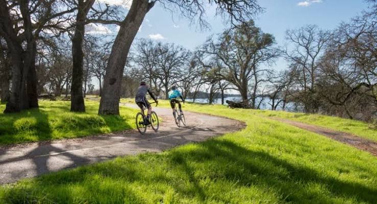 Long Ride at Lake Natoma