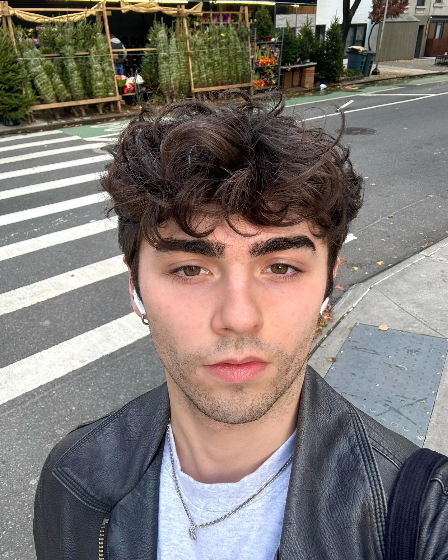 hi