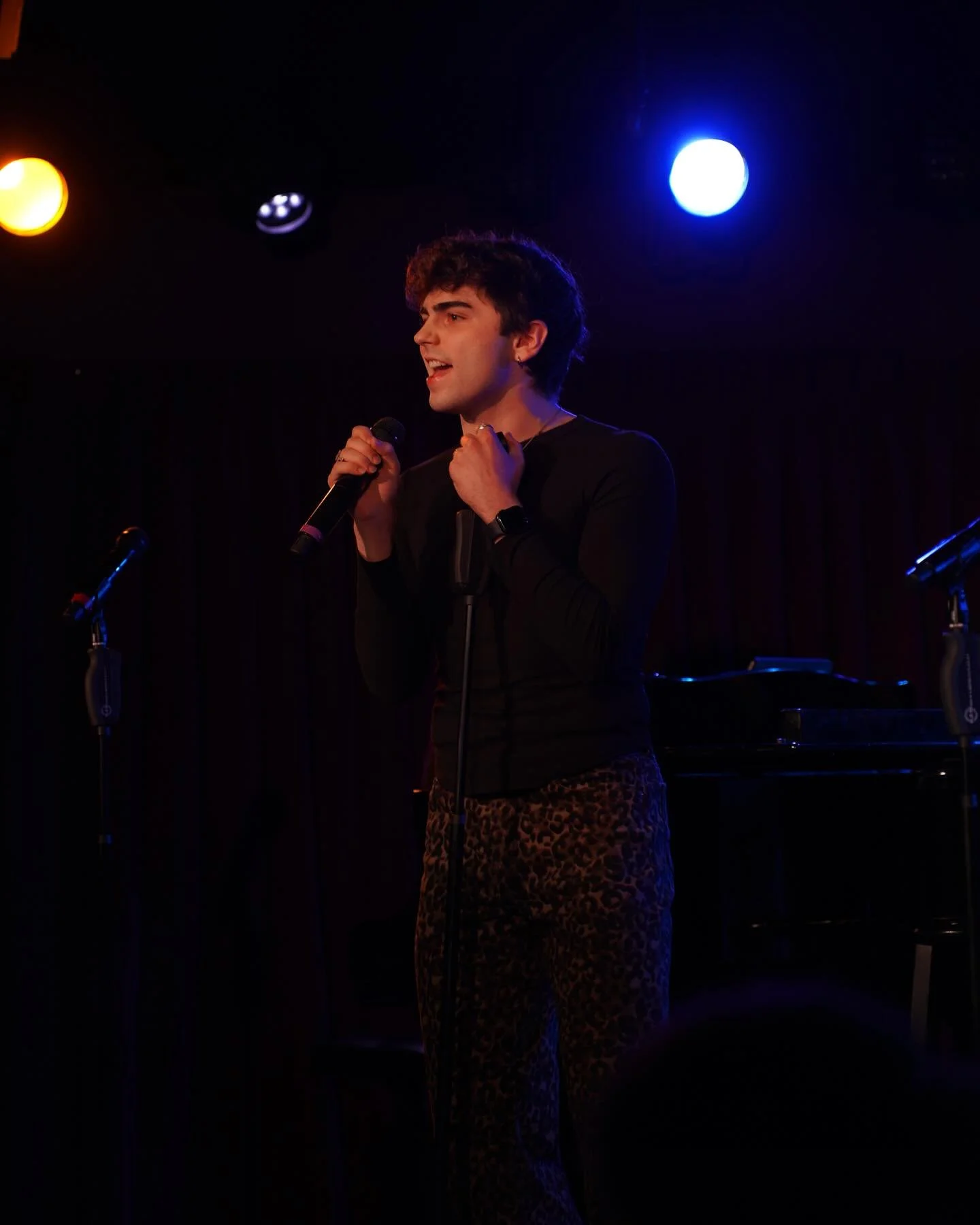 rocked out at @thegreenroom42 last night 

@thingsishouldhavesaid42