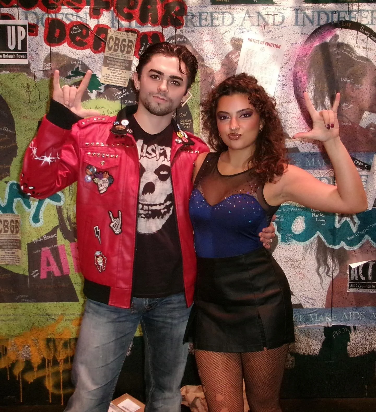 RENT ❤️&zwj;🔥

my my my this show holds such a special place in my heart. having the opportunity to play this role and do this show has been a dream. my amazing cast i love you so much, truly the best people through and through. there&rsquo;s only u