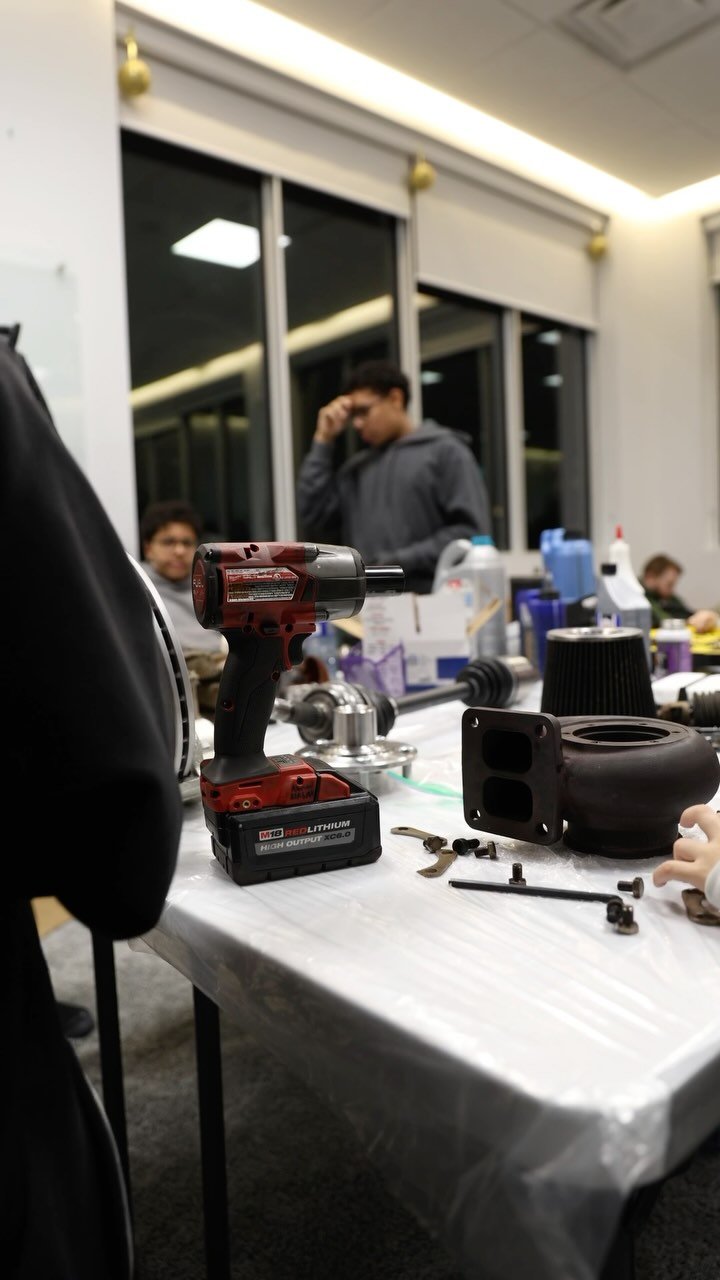 Wellness Garage Season Fair 2024–our first one! Thank you @mwnlondon for inviting us, @friscoautopartslondon for providing the parts, and @sticker.meup for having a booth. And, most importantly, thank you for coming. Love ❤️