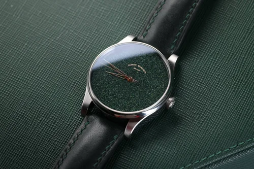 The Hibernia (Emerald Grand Feu Enamel)
