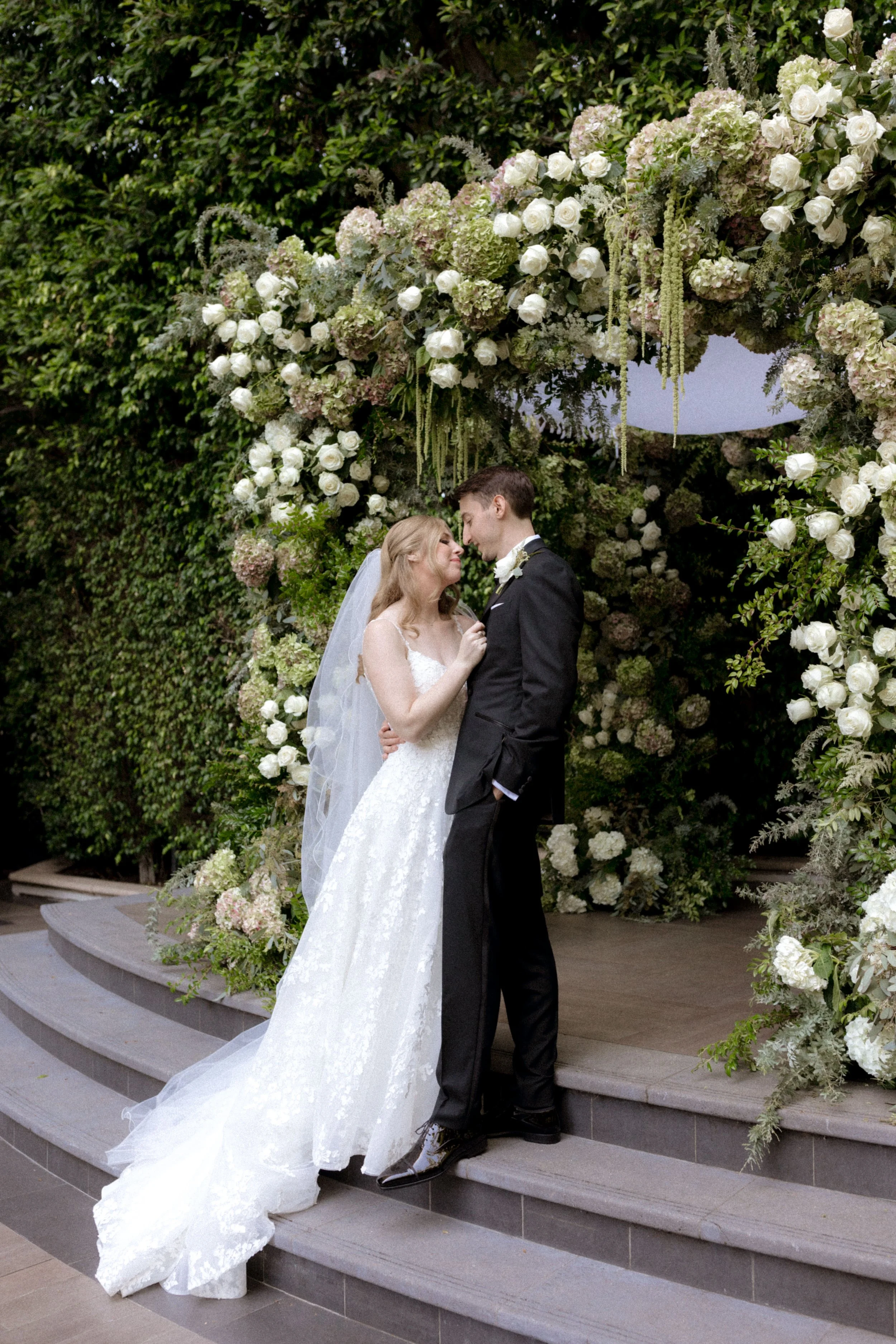 FOUR-SEASONS-HOTEL-LOS-ANGELES-AT-BEVERLY-HILLS-WEDDING-KSP-STUDIO-FIRST-LOOK-72.jpg
