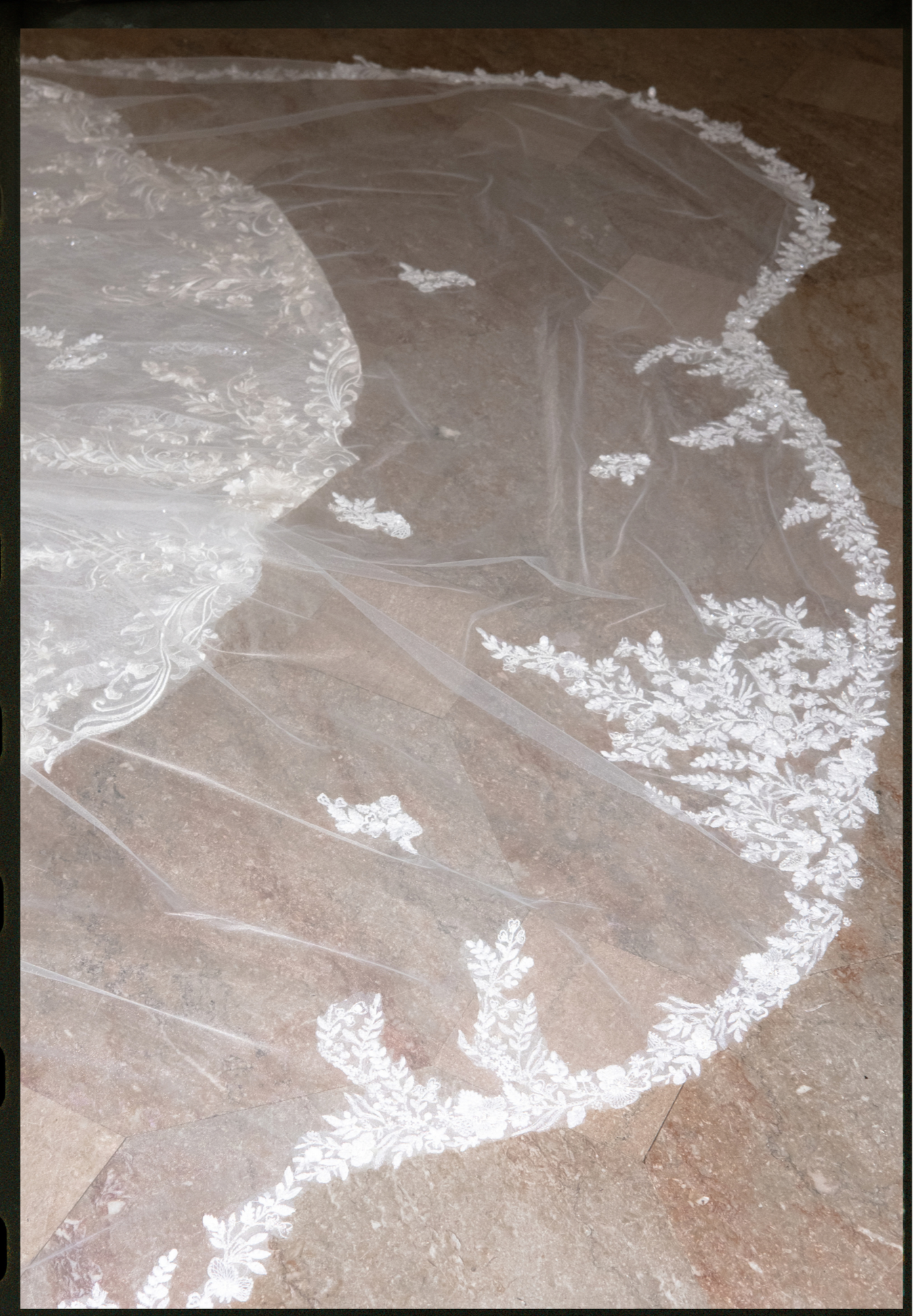 NIGERIAN-WEDDING-AT-THE-MAJESTIC-DOWNTOWN-KSP-STUDIO--FILM-43.png