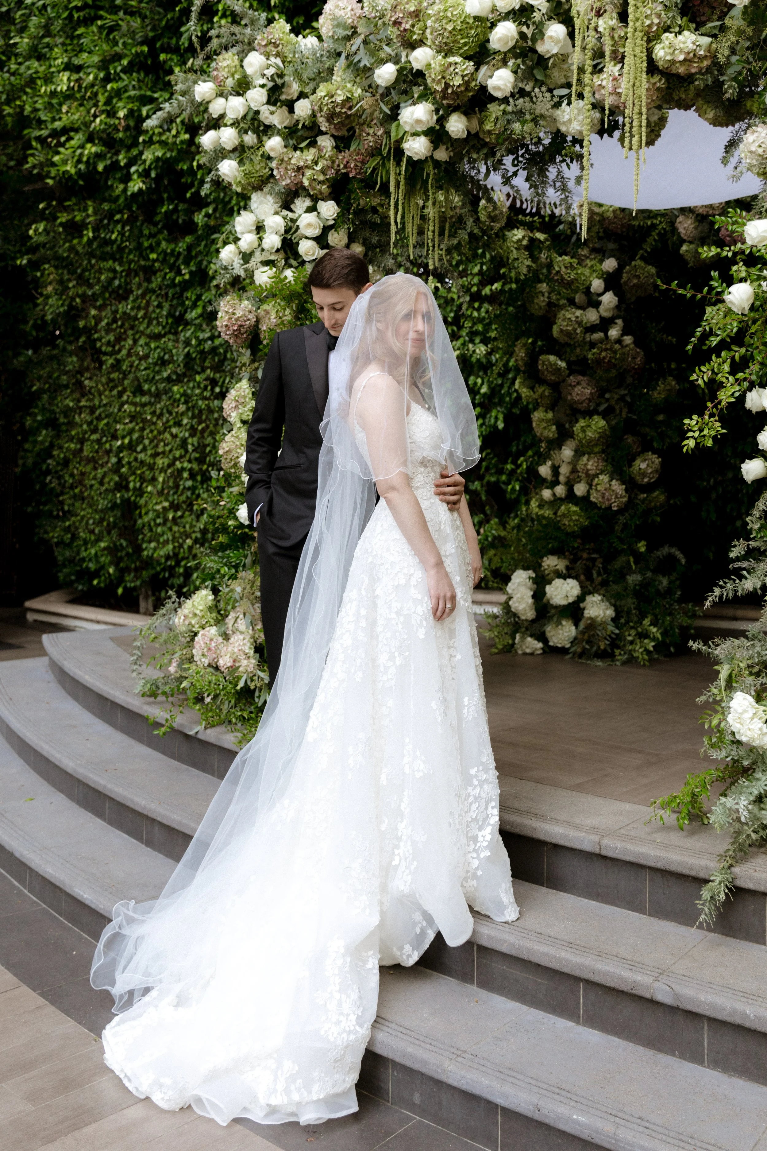 FOUR-SEASONS-HOTEL-LOS-ANGELES-AT-BEVERLY-HILLS-WEDDING-KSP-STUDIO-FIRST-LOOK-55.jpg