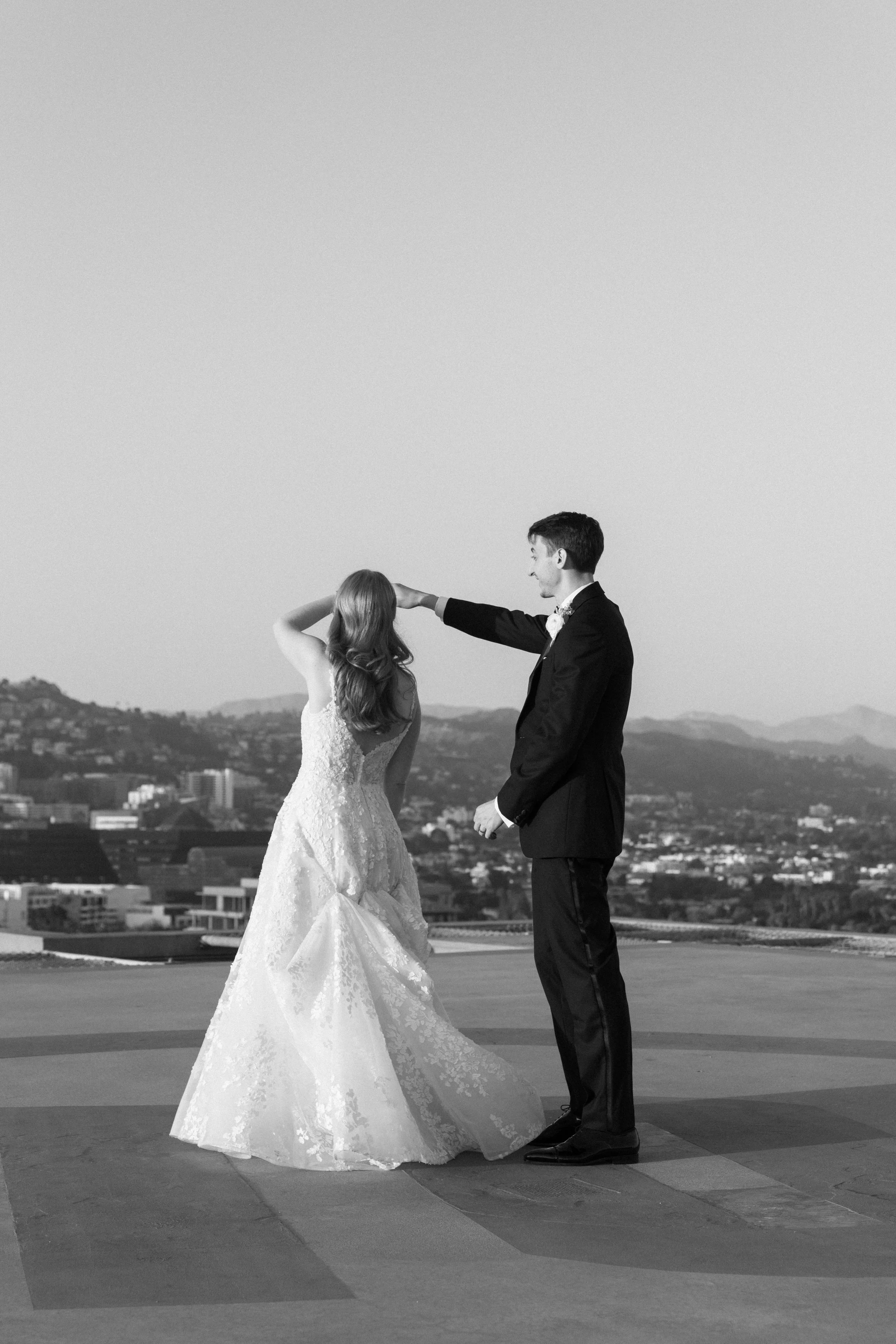 FOUR-SEASONS-HOTEL-LOS-ANGELES-AT-BEVERLY-HILLS-WEDDING-KSP-STUDIO-SUNSET-9.jpg
