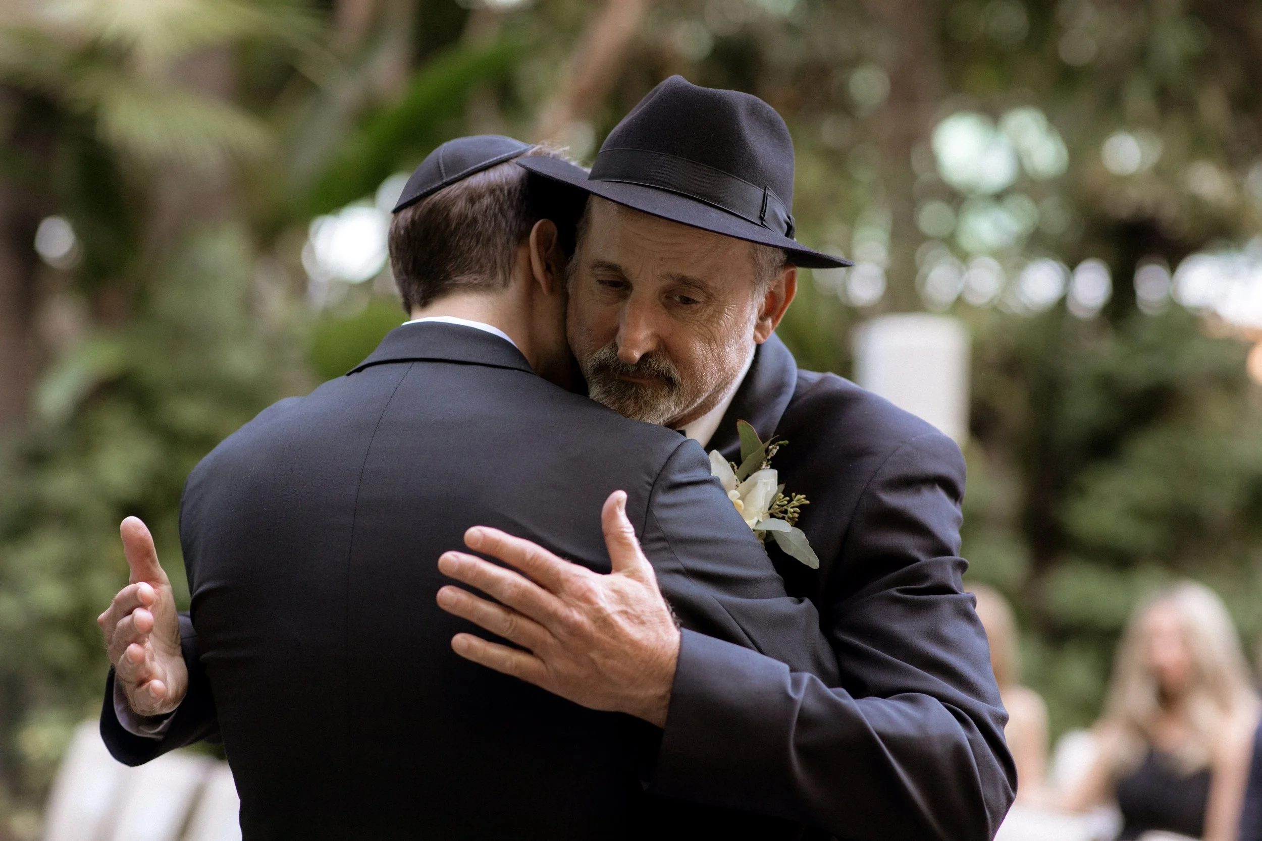 FOUR-SEASONS-HOTEL-LOS-ANGELES-AT-BEVERLY-HILLS-WEDDING-KSP-STUDIO-CEREMONY-37.jpg