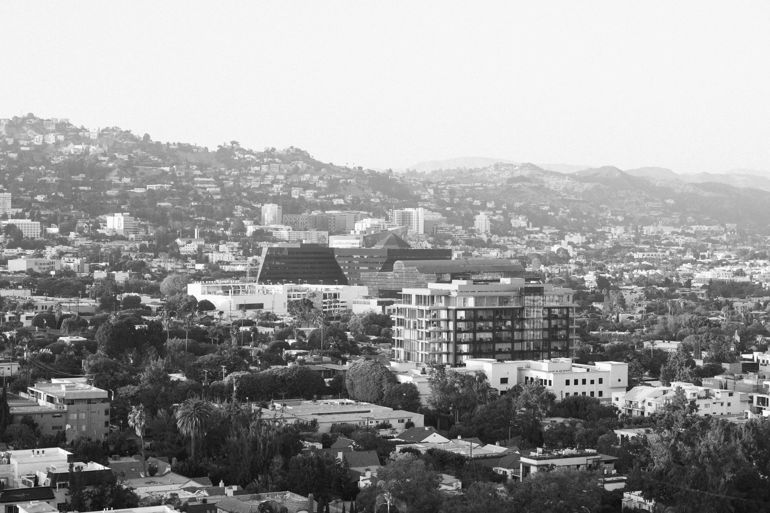 FOUR-SEASONS-HOTEL-LOS-ANGELES-AT-BEVERLY-HILLS-WEDDING-KSP-STUDIO-SUNSET-1.jpg