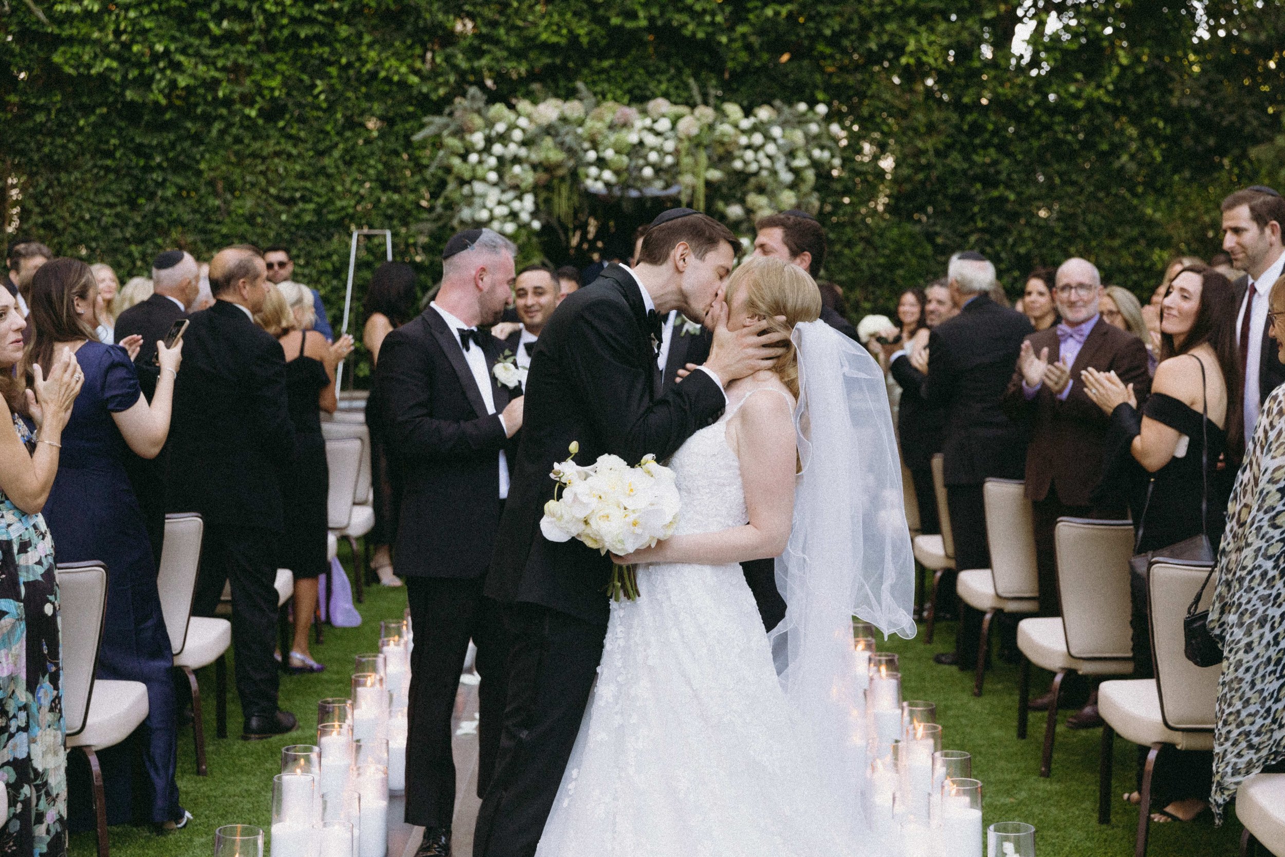 FOUR-SEASONS-HOTEL-LOS-ANGELES-AT-BEVERLY-HILLS-WEDDING-KSP-STUDIO-CEREMONY-117.jpg