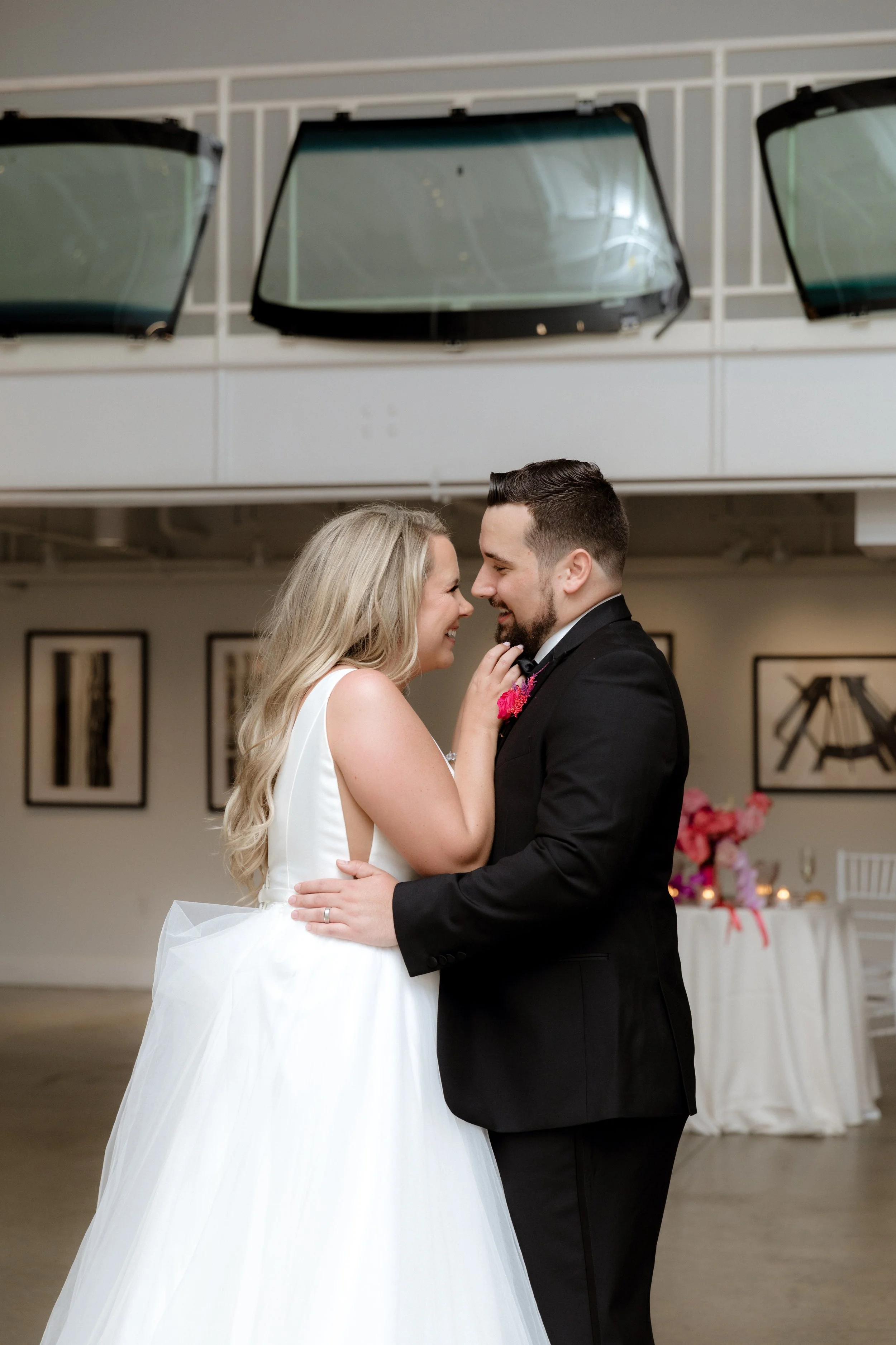 a-palm-springs-inspired-wedding-at-artists-for-humanity-katie-salerno-photography-173.jpg