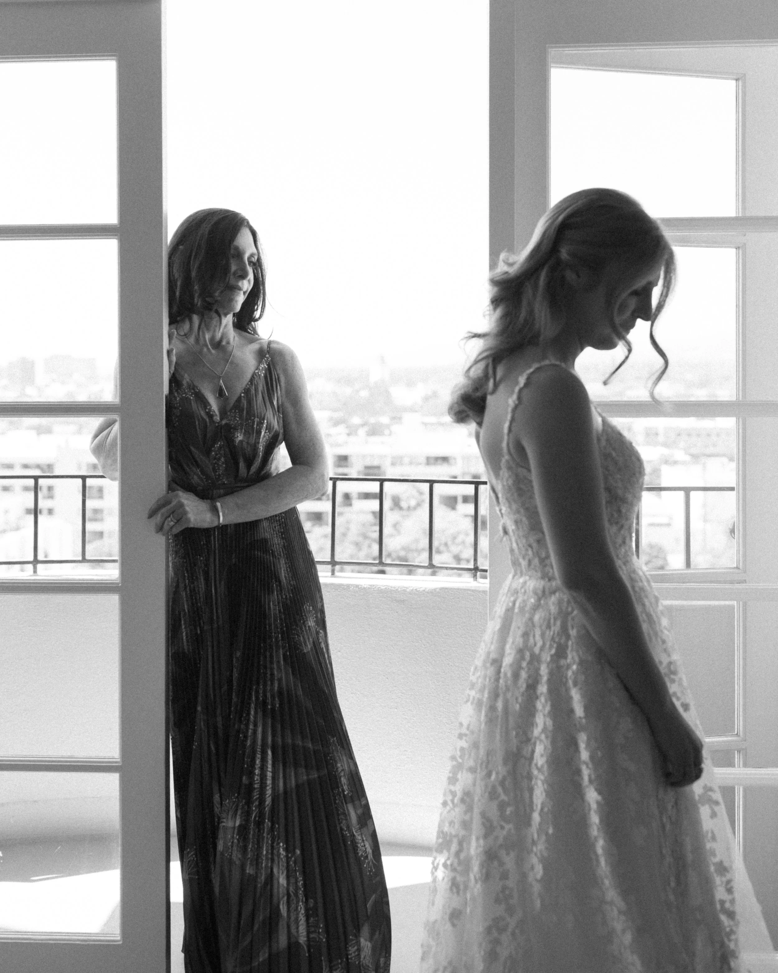 FOUR-SEASONS-HOTEL-LOS-ANGELES-AT-BEVERLY-HILLS-WEDDING-KSP-STUDIO-PREP-83.jpg