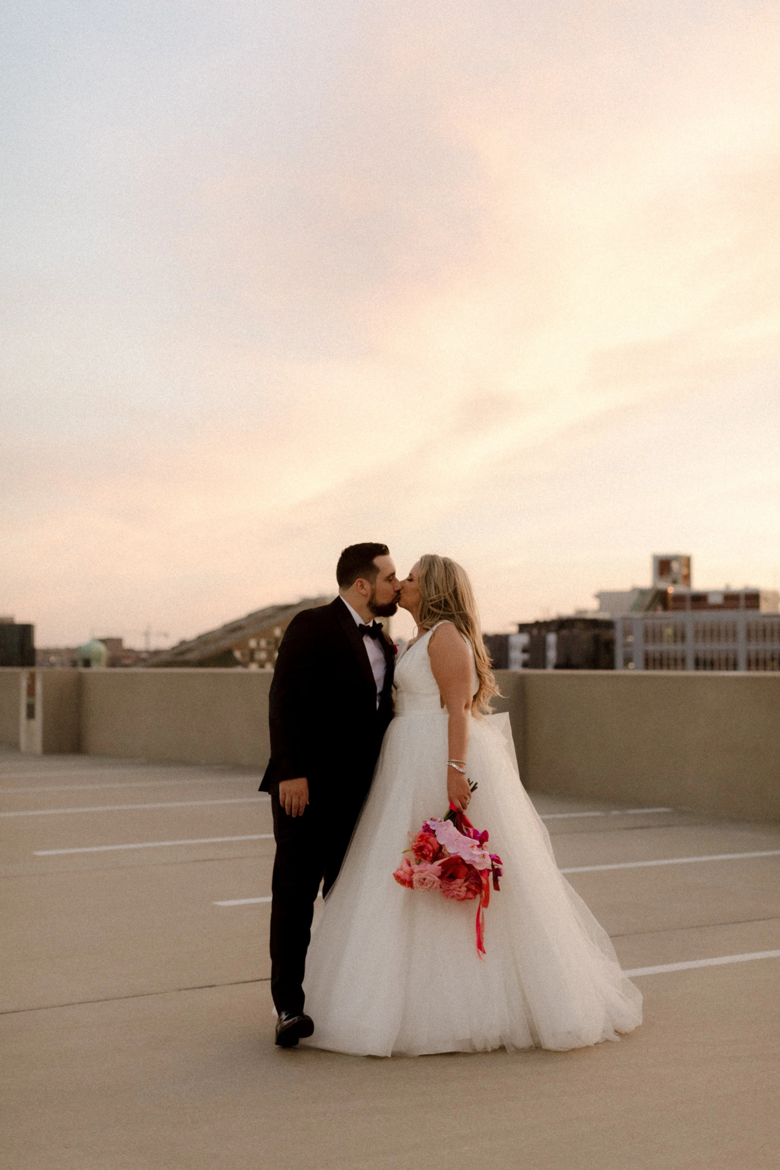 a-palm-springs-inspired-wedding-at-artists-for-humanity-katie-salerno-photography-209.jpg