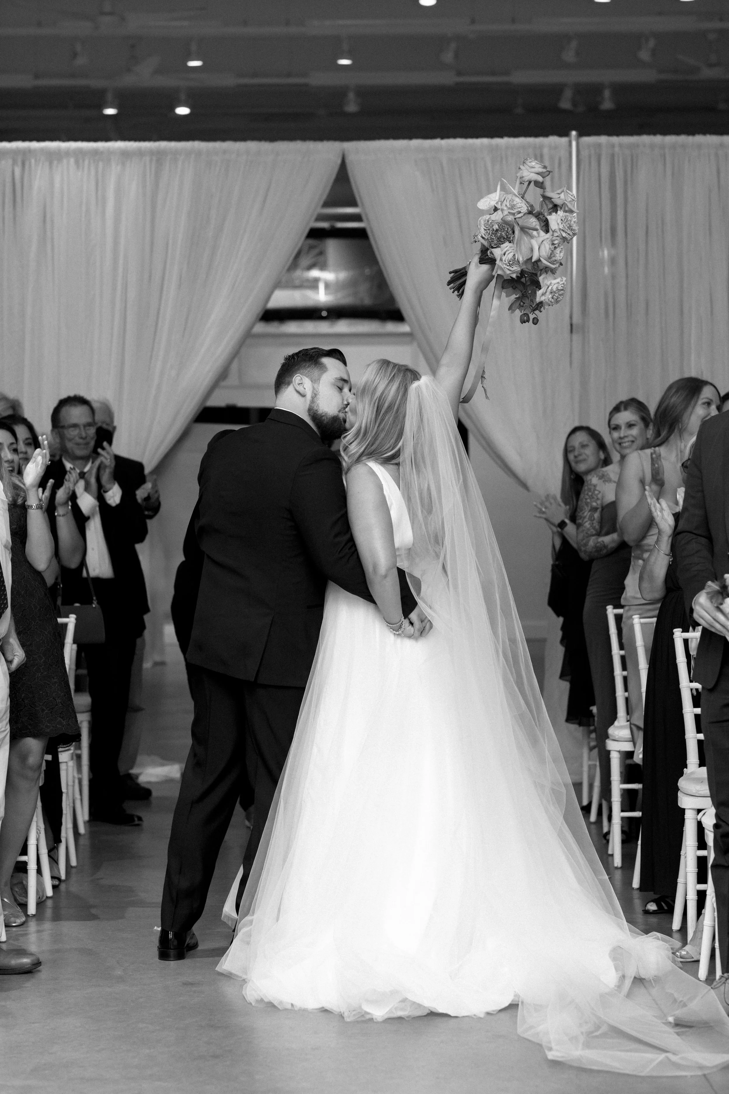 a-palm-springs-inspired-wedding-at-artists-for-humanity-katie-salerno-photography-143.jpg