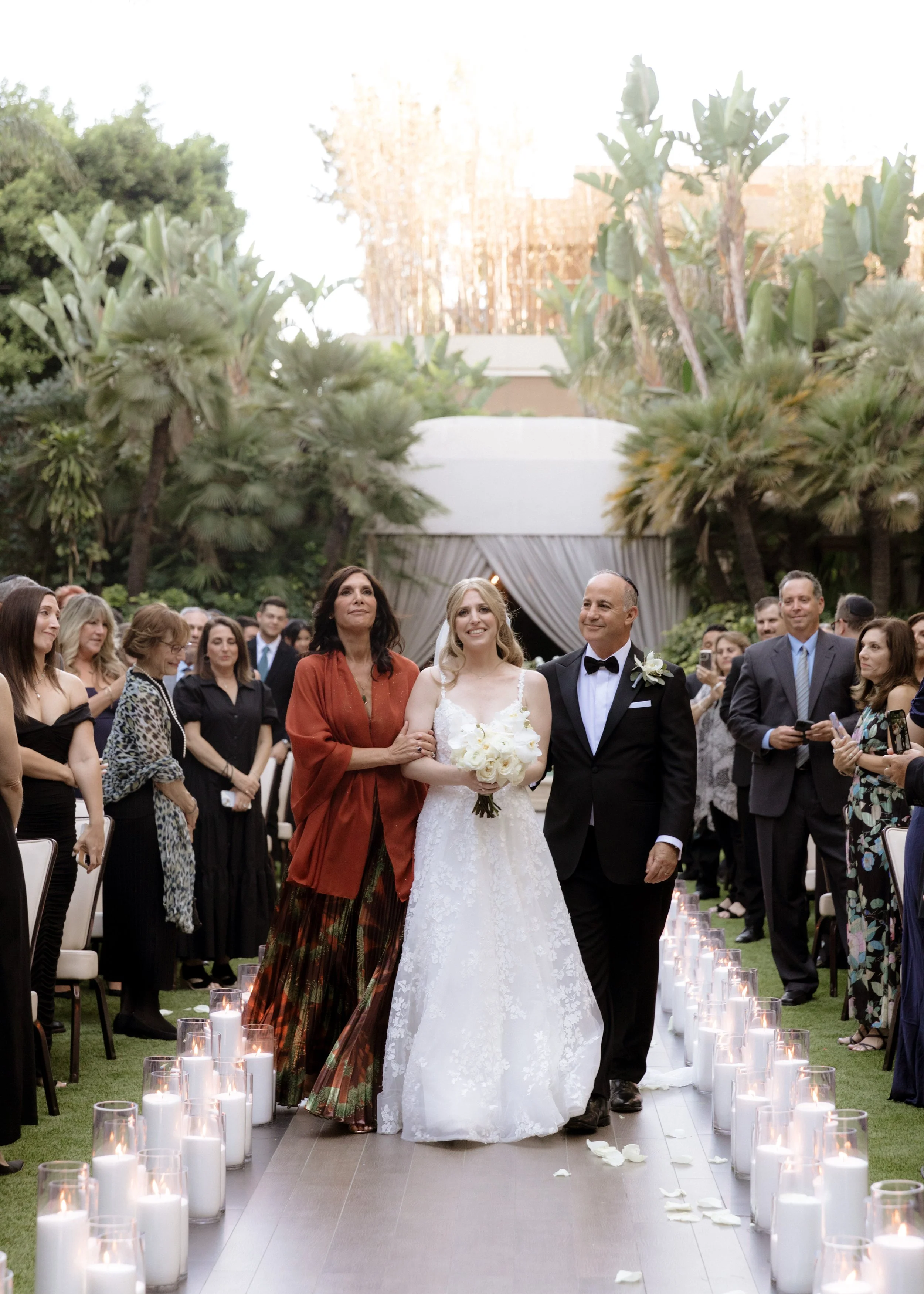 FOUR-SEASONS-HOTEL-LOS-ANGELES-AT-BEVERLY-HILLS-WEDDING-KSP-STUDIO-CEREMONY-58.jpg