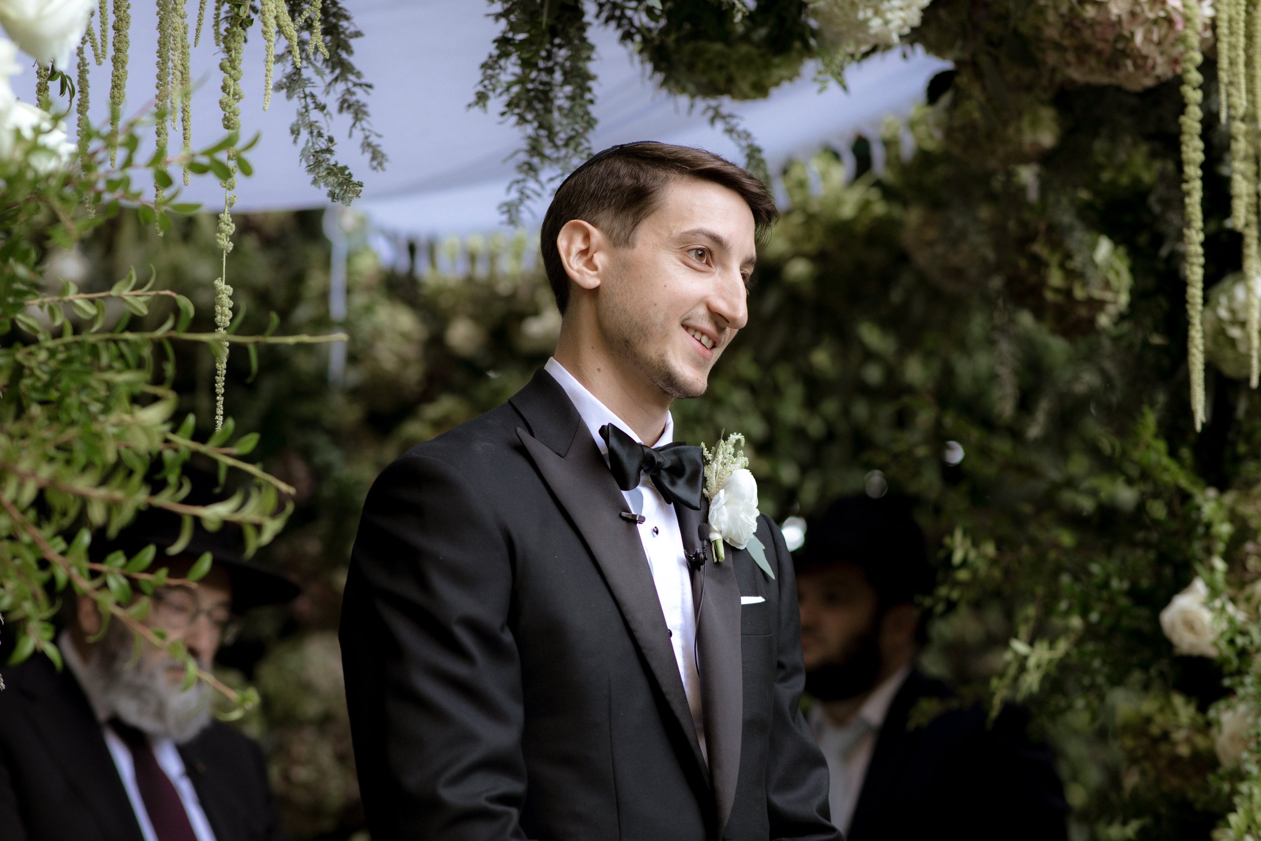 FOUR-SEASONS-HOTEL-LOS-ANGELES-AT-BEVERLY-HILLS-WEDDING-KSP-STUDIO-CEREMONY-59.jpg