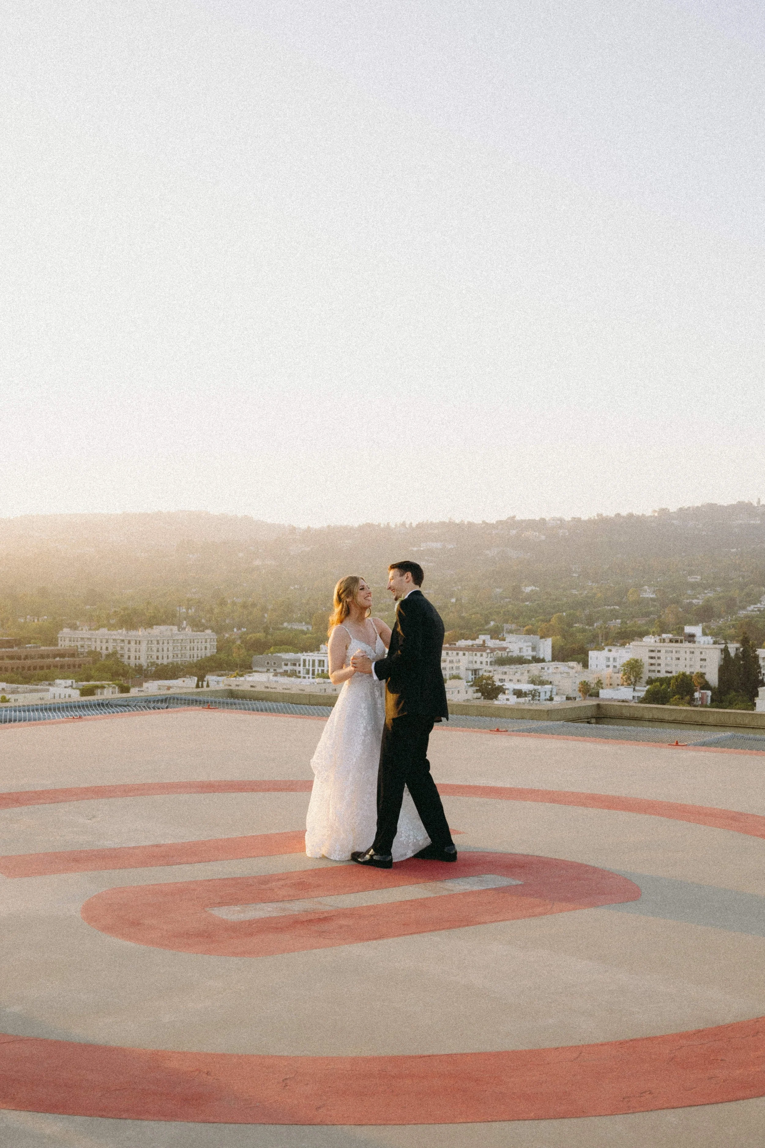 FOUR-SEASONS-HOTEL-LOS-ANGELES-AT-BEVERLY-HILLS-WEDDING-KSP-STUDIO-SUNSET-10.jpg