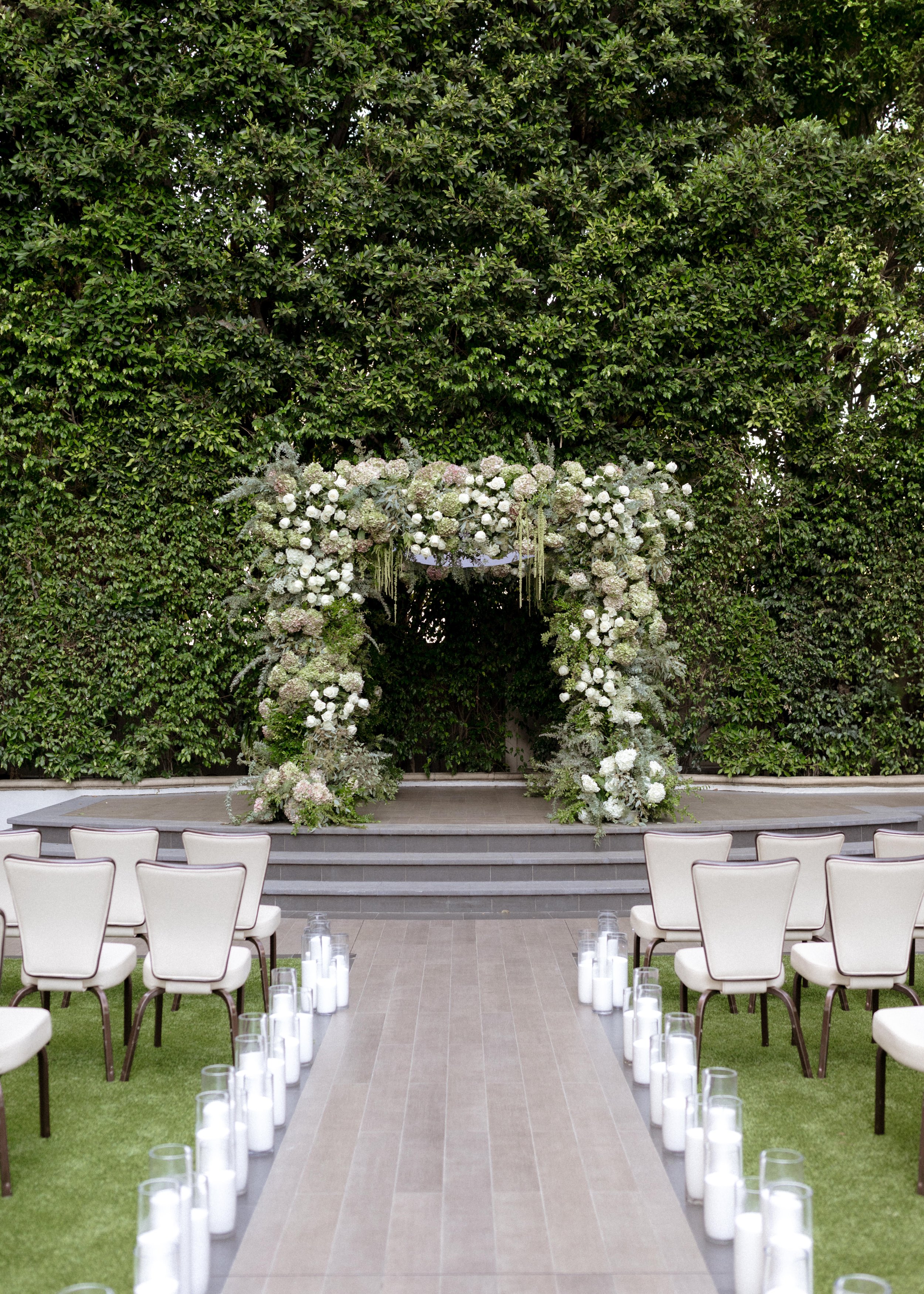 FOUR-SEASONS-HOTEL-LOS-ANGELES-AT-BEVERLY-HILLS-WEDDING-KSP-STUDIO-CEREMONY-9.jpg