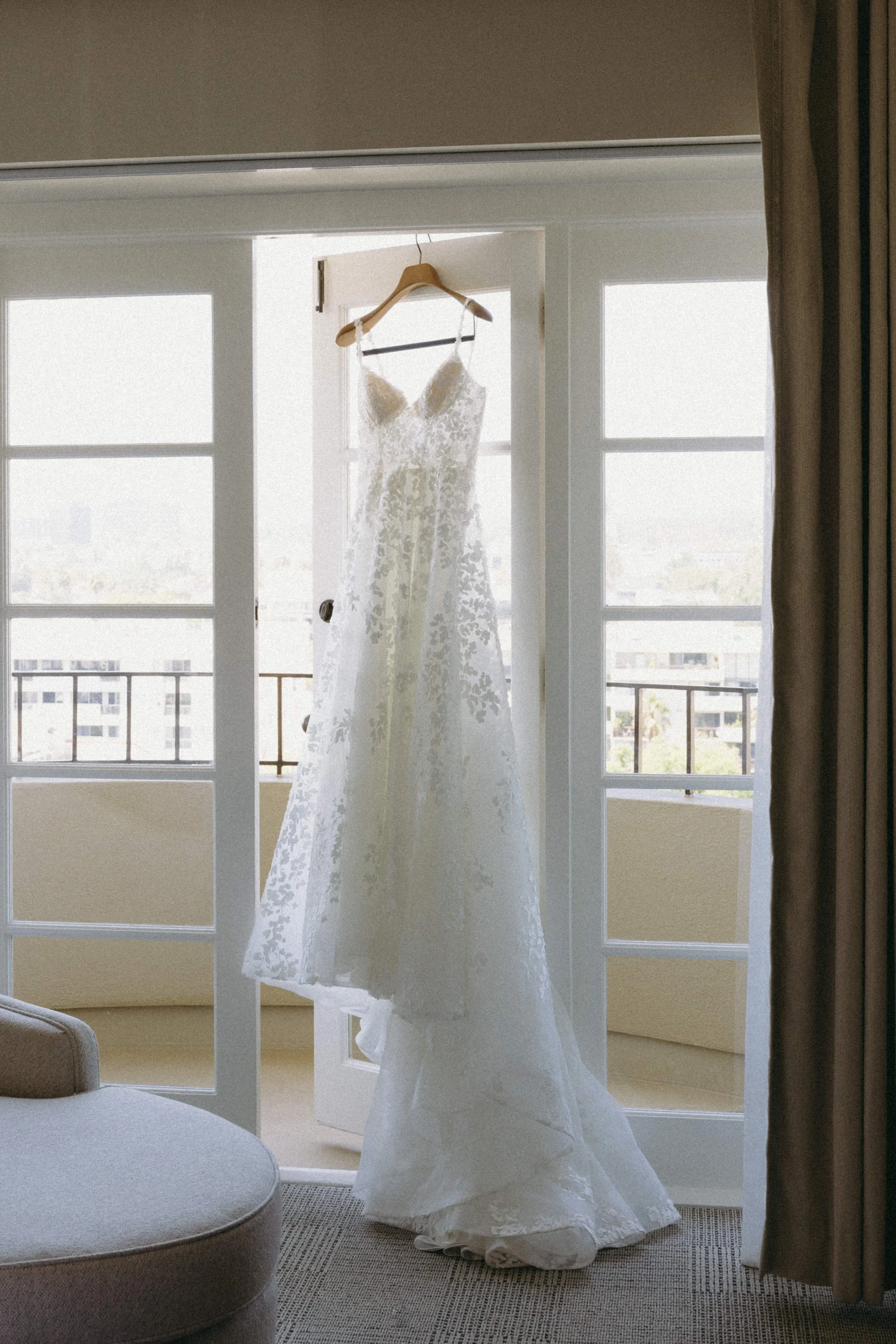 FOUR-SEASONS-HOTEL-LOS-ANGELES-AT-BEVERLY-HILLS-WEDDING-KSP-STUDIO-PREP-43.jpg
