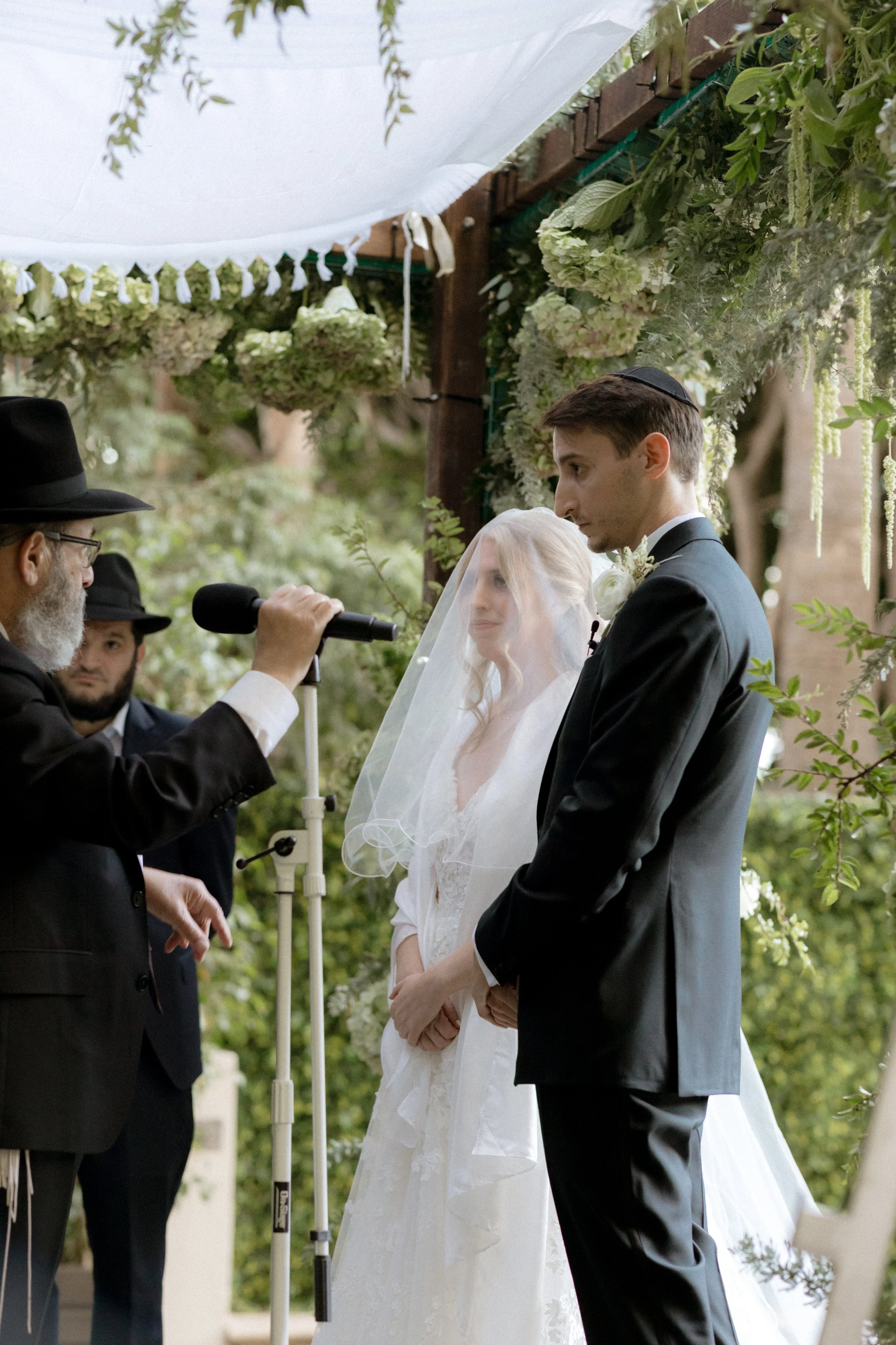 FOUR-SEASONS-HOTEL-LOS-ANGELES-AT-BEVERLY-HILLS-WEDDING-KSP-STUDIO-CEREMONY-70.jpg