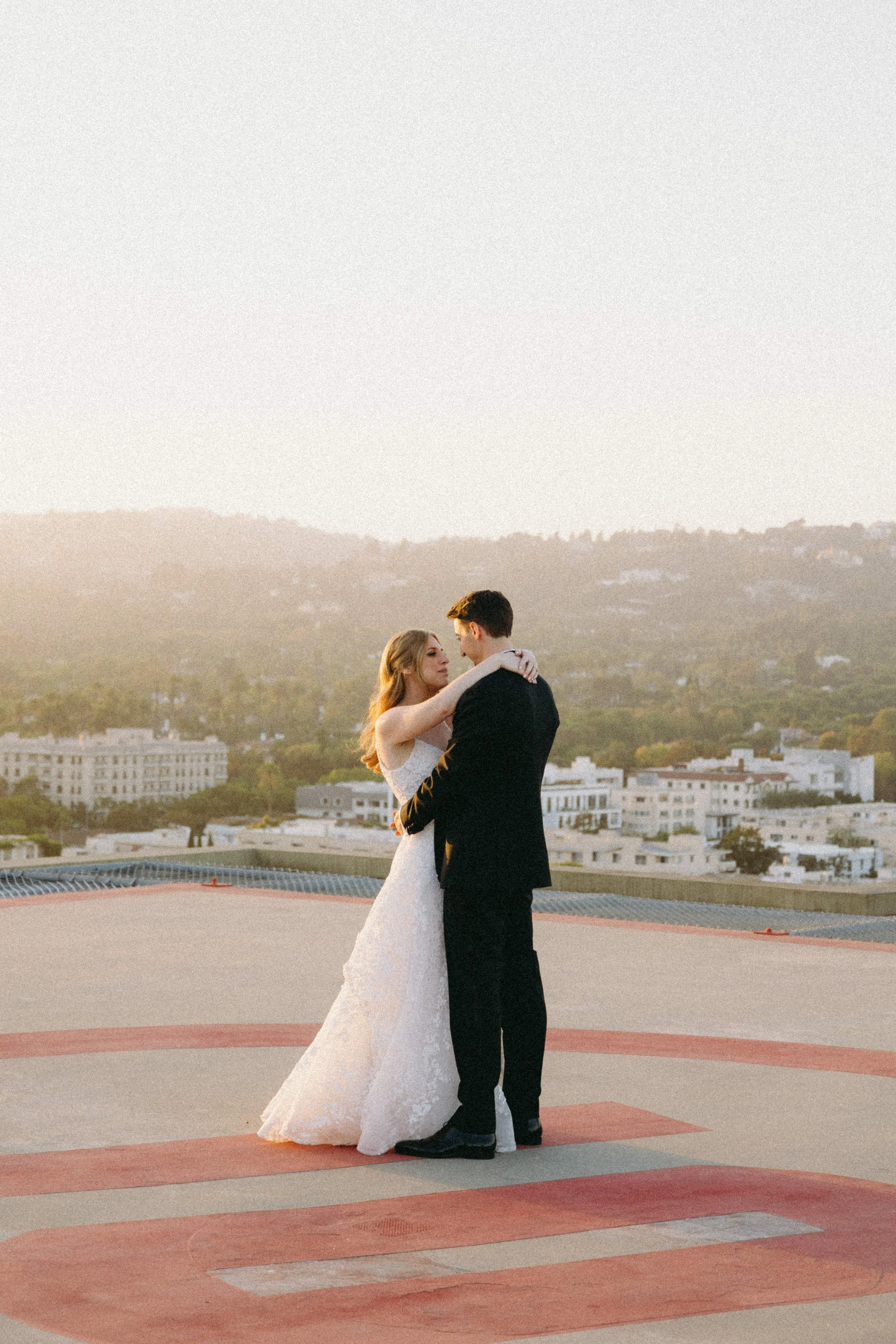 FOUR-SEASONS-HOTEL-LOS-ANGELES-AT-BEVERLY-HILLS-WEDDING-KSP-STUDIO-SUNSET-11.jpg