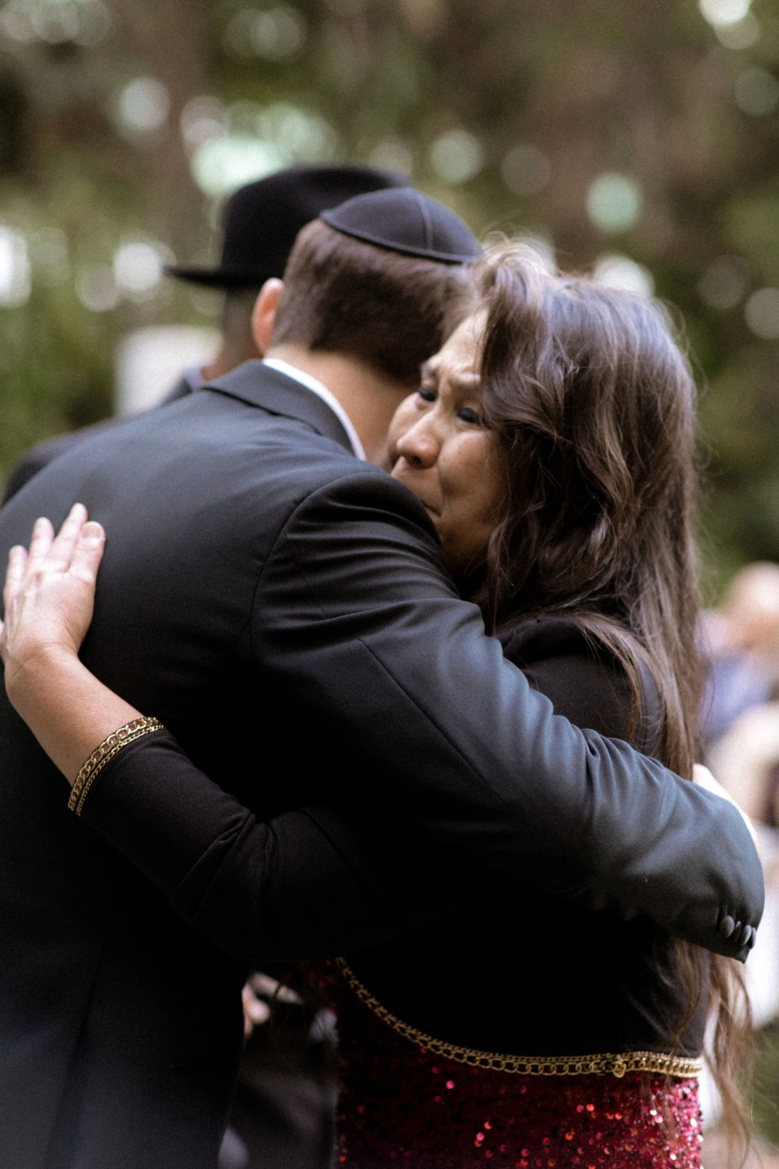 FOUR-SEASONS-HOTEL-LOS-ANGELES-AT-BEVERLY-HILLS-WEDDING-KSP-STUDIO-CEREMONY-38.jpg