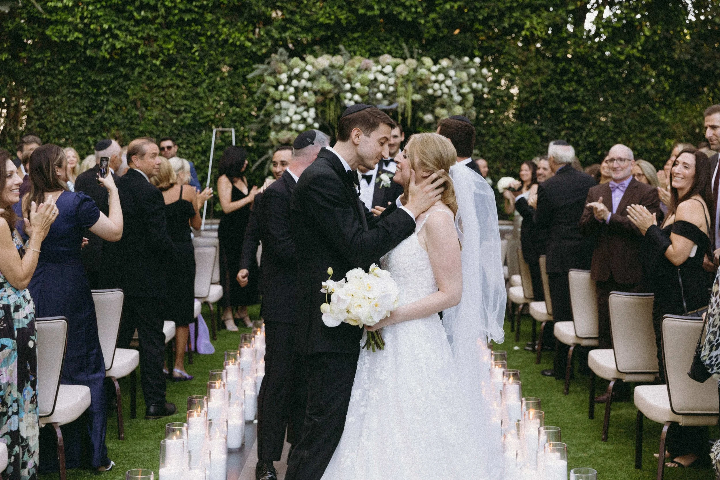 FOUR-SEASONS-HOTEL-LOS-ANGELES-AT-BEVERLY-HILLS-WEDDING-KSP-STUDIO-CEREMONY-119.jpg