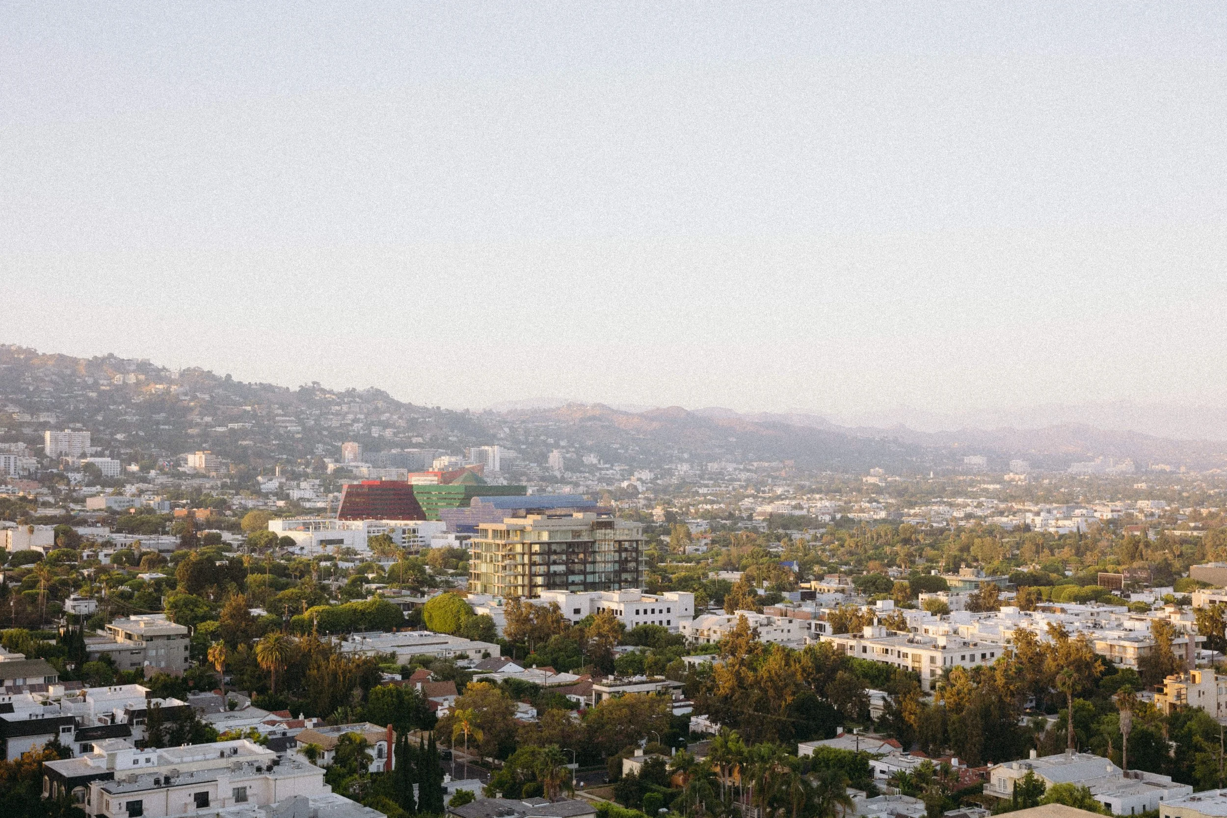 FOUR-SEASONS-HOTEL-LOS-ANGELES-AT-BEVERLY-HILLS-WEDDING-KSP-STUDIO-SUNSET-2.jpg