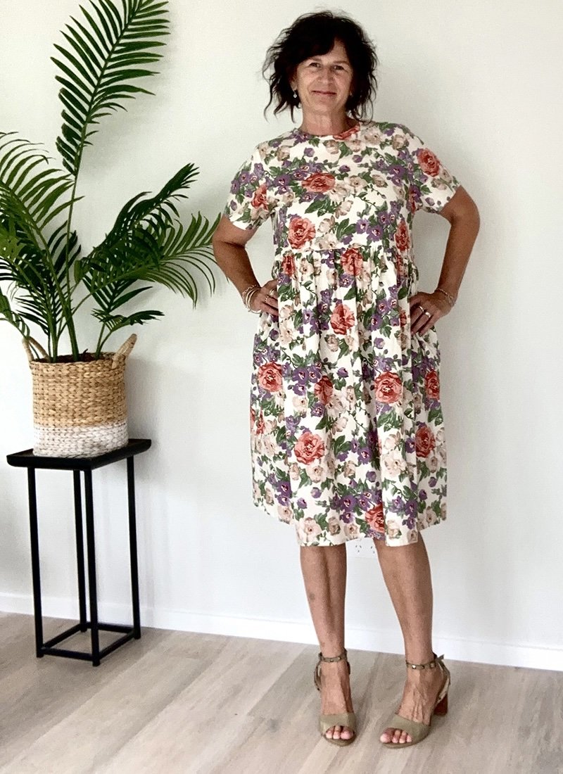 Anna-King-One-Piece-Wonder-Midi-1_8zg6-ze-1.jpeg