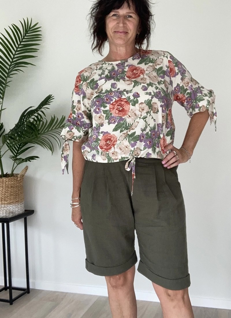 Anna-King-Bees-Knees-Shorts-6_ep6j-4c-1.jpeg