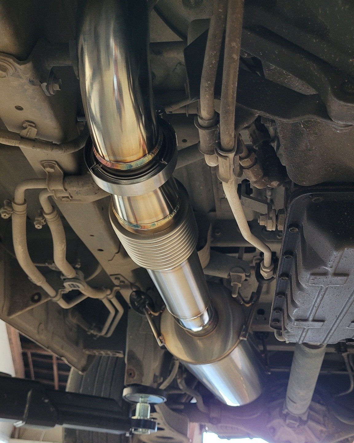 We had a Toyota Hiace Super Custom come in to get a full 3&quot; stainless exhaust with an @adrenalinr_nz 8&quot; stub muffler.

Our customer's previous exhaust was too loud, so we opted for this set up to keep performance up but the volume down. 

W