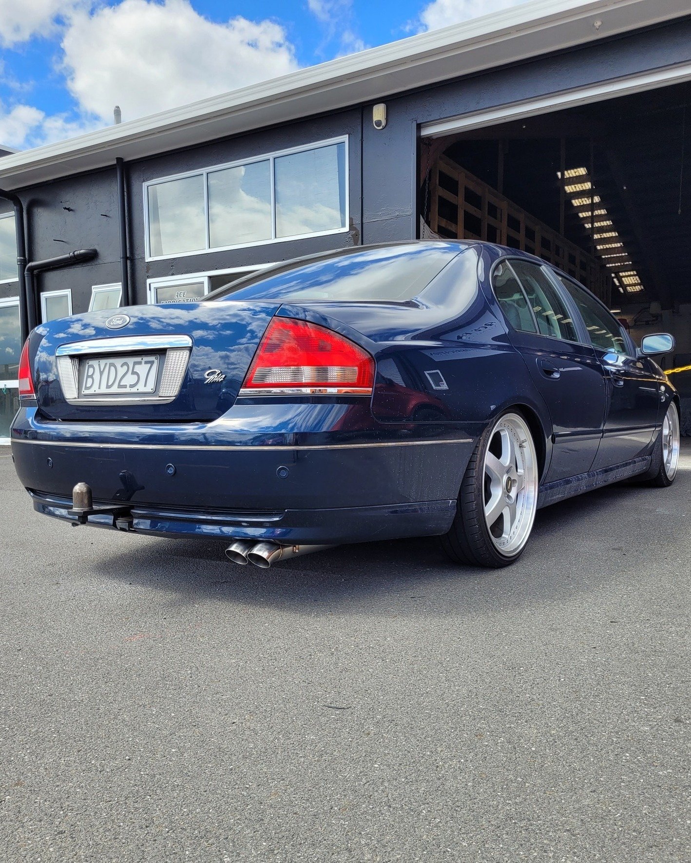Ford Falcon XR8 rear muffler delete with 3&quot; dumpy tips.

Who likes it? 

#exhaust #welding #acefabltd #ford #dumpy