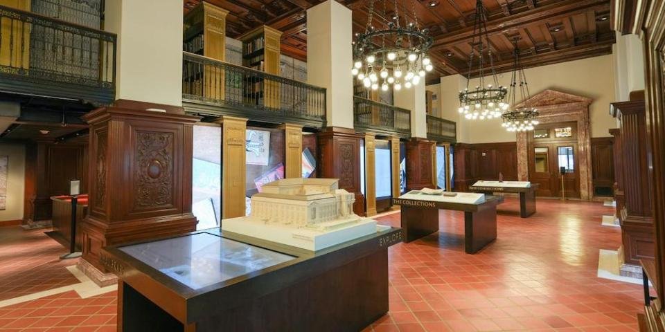 NYPL_Visitor_Center.jpg