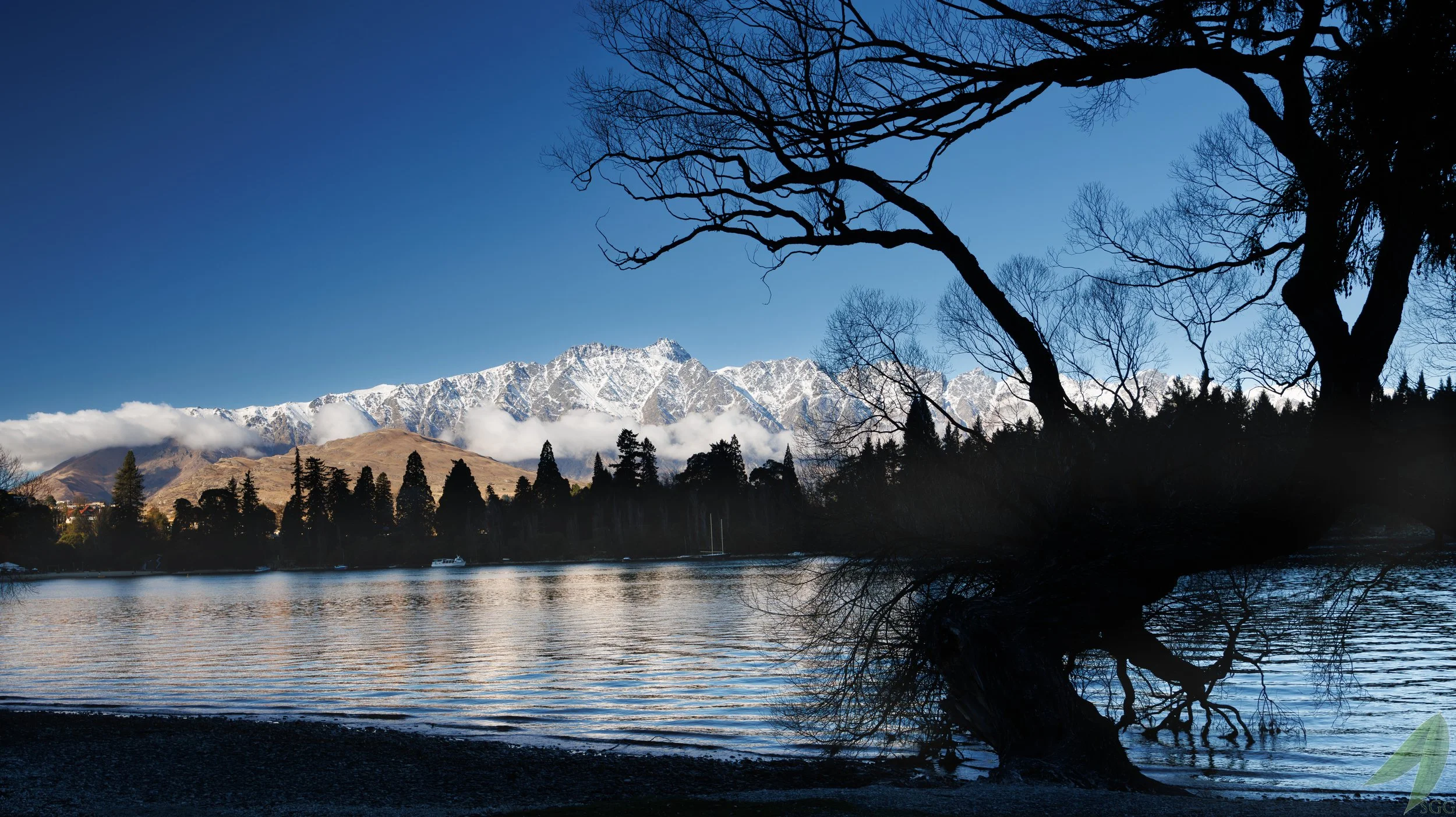 Queenstown NZ Remarkable Mountain Range