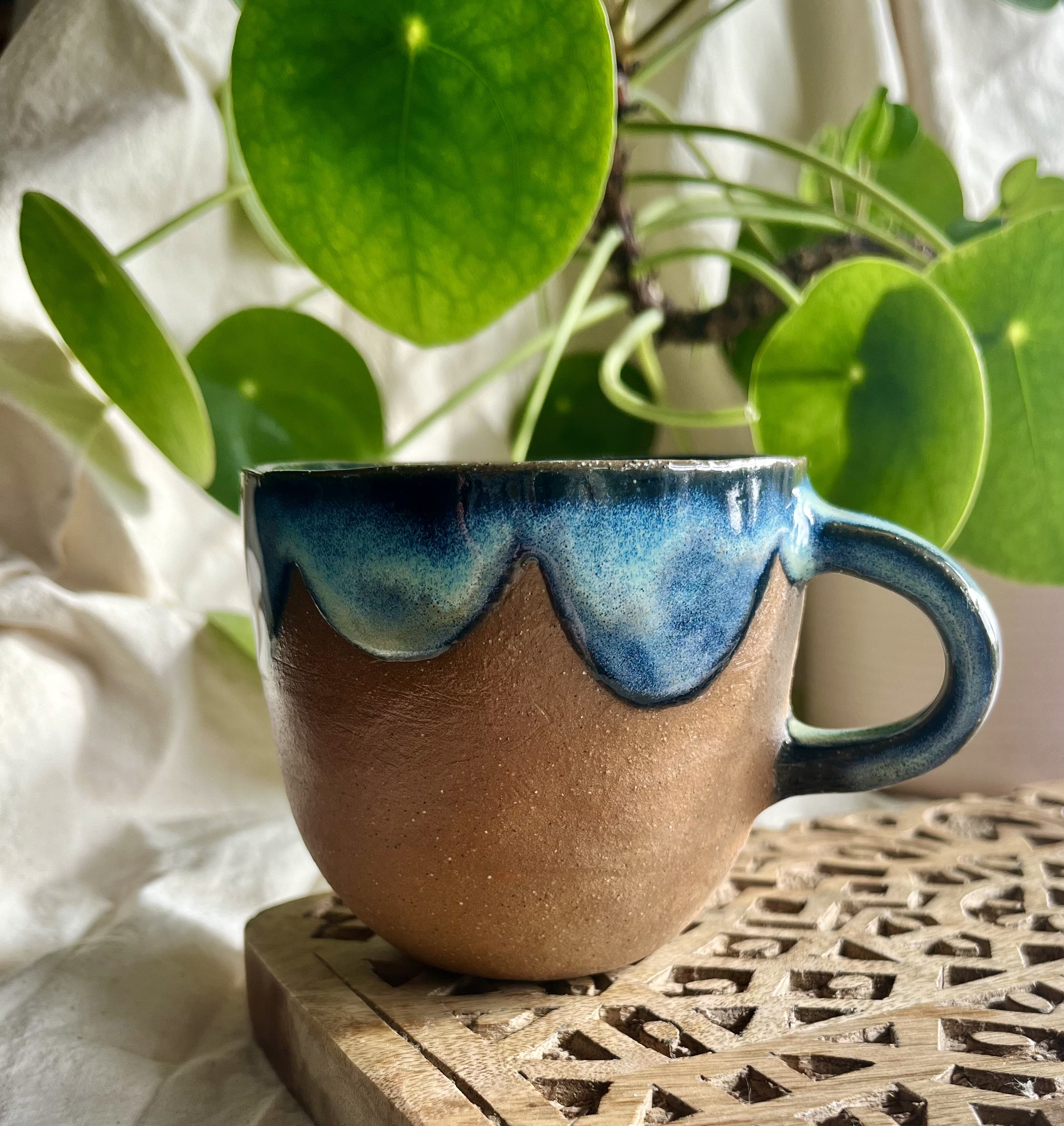 Blue midnight scalloped mug front view.jpeg