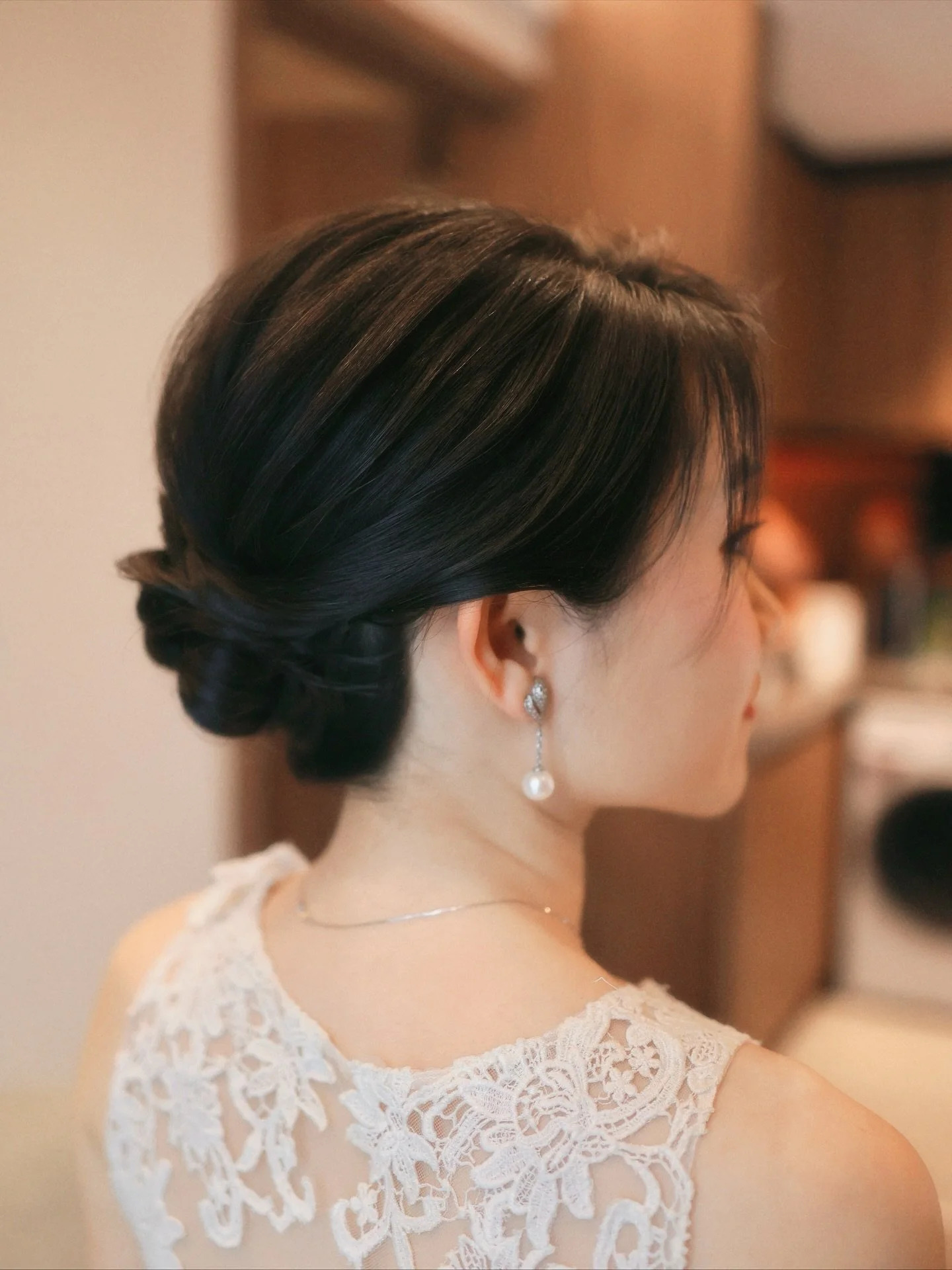 Tousled Bun-up is the perfect fuss free hairstyle to last thru humidity and sweat✅