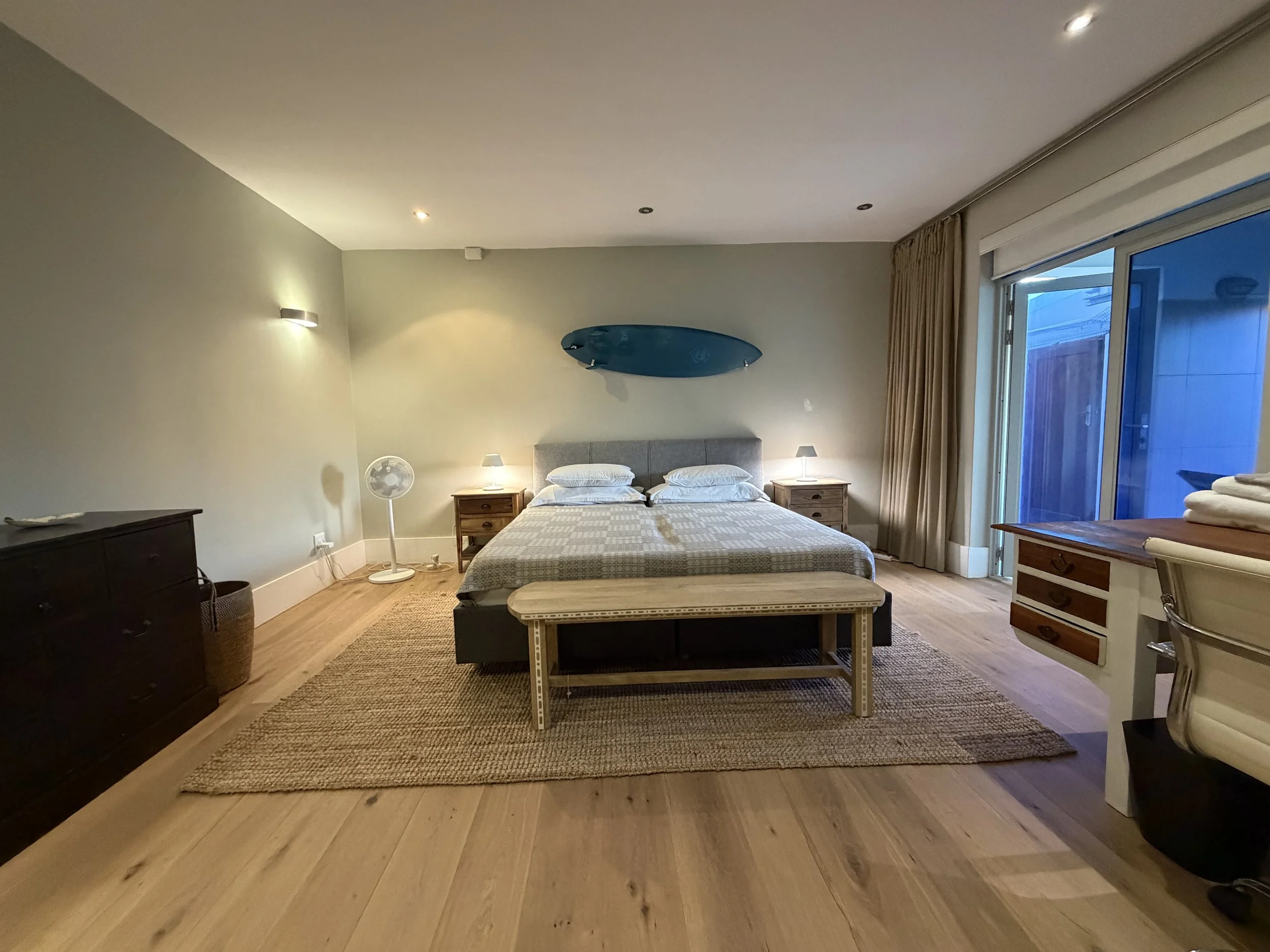 King bedroom with Pool & garden view 