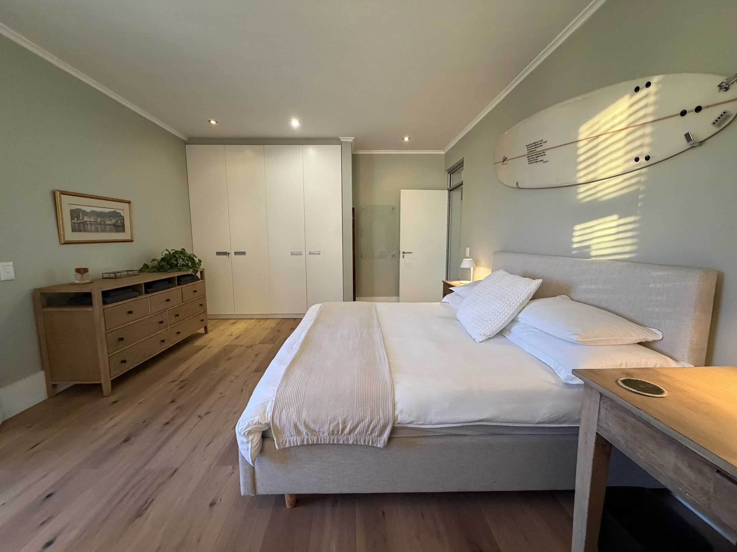 King Ocean front bedroom