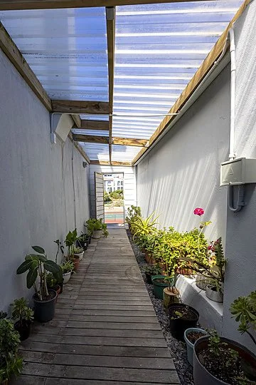 03_FBC95621-D467-4AAE-8E40-E3002B5DF1BA_4_5005_c_AIRBNB_ENHANCED.jpg