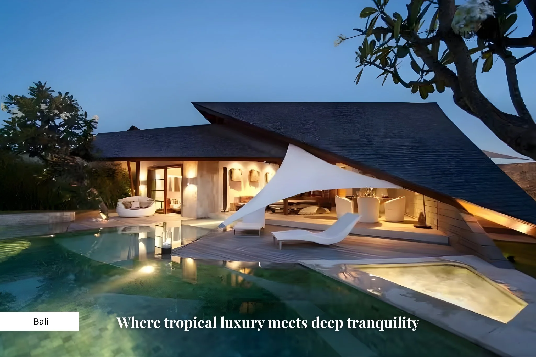 Luxury Bali private villa featuring a private infinity pool and lush tropical garden views.
