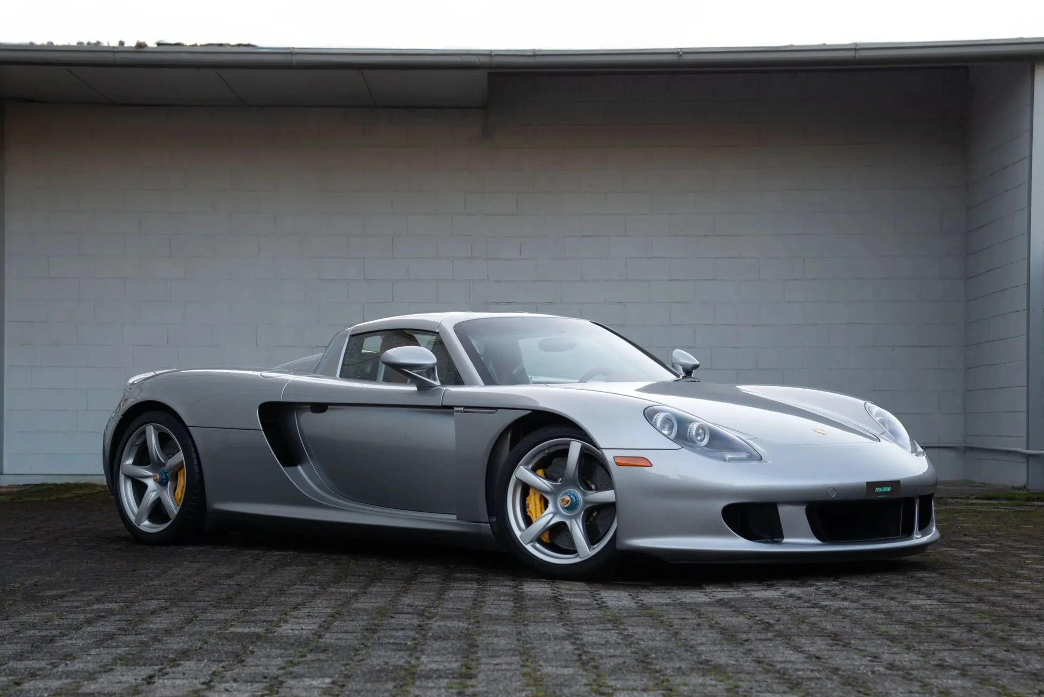 CARRERA_GT_SOLD_2.jpg