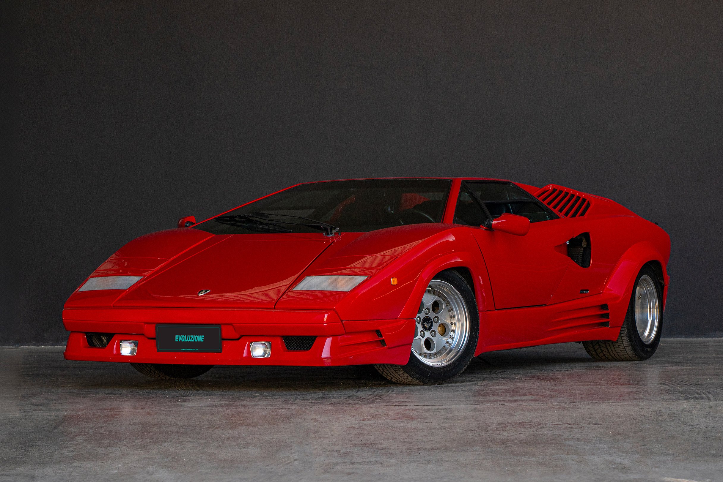 COUNTACH-RED-SOLD-CUT.jpg