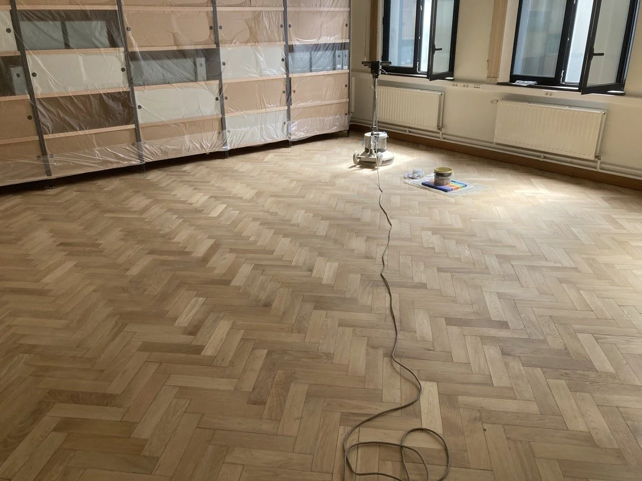 Parketrenovatie Brussel Visgraat #3 | Parketvloeren - Atelier De Cuyper.jpeg