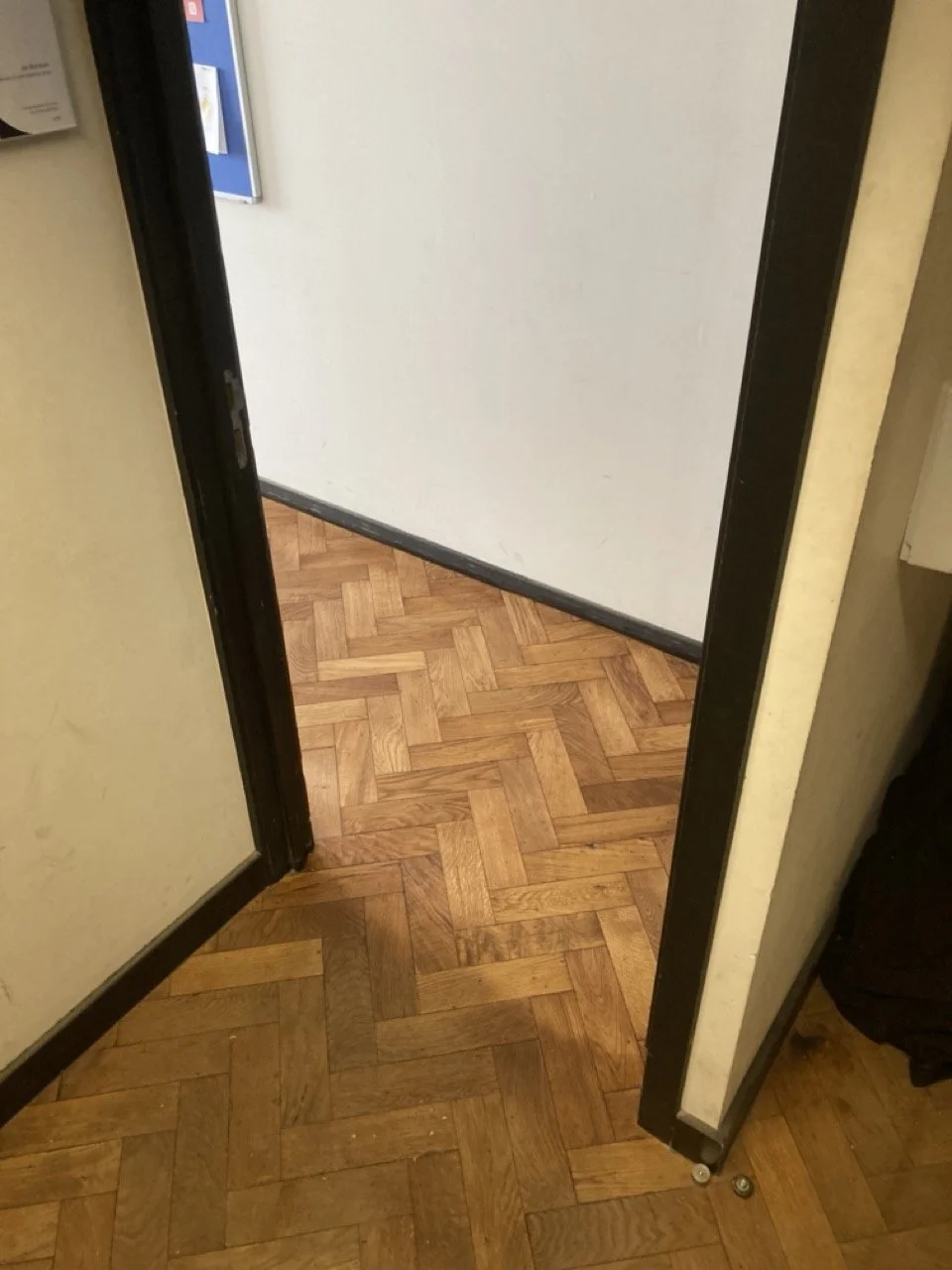 Parketrenovatie Brussel Visgraat #8 | Parketvloeren - Atelier De Cuyper.jpeg