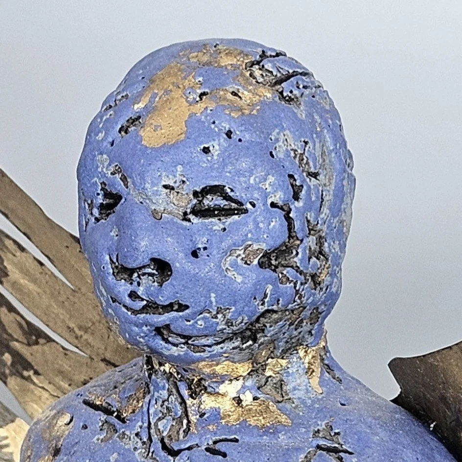 2 Winged Queue Bust Cobalt Blue Goldleaf