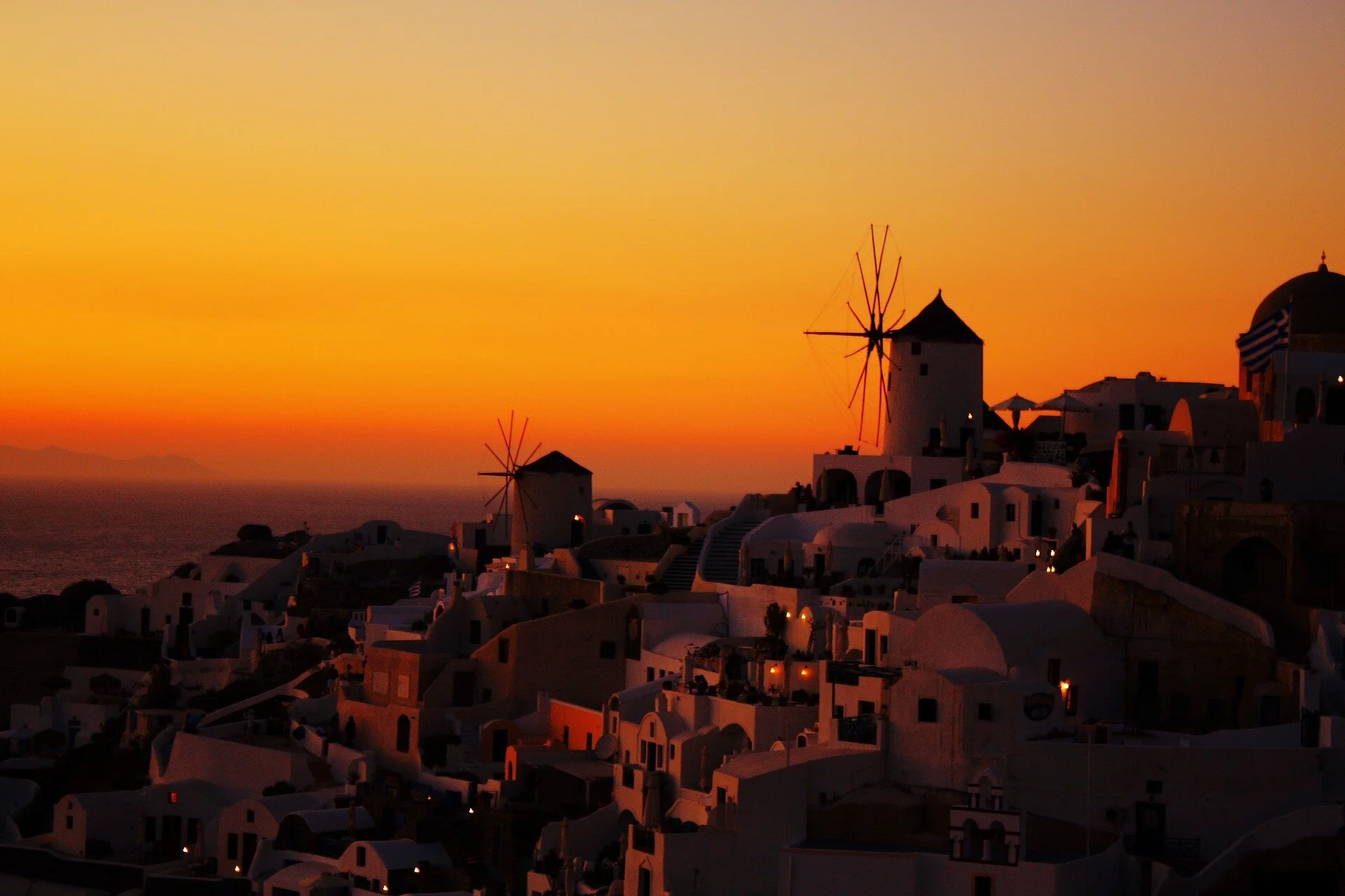 ULTIMATE SANTORINI
