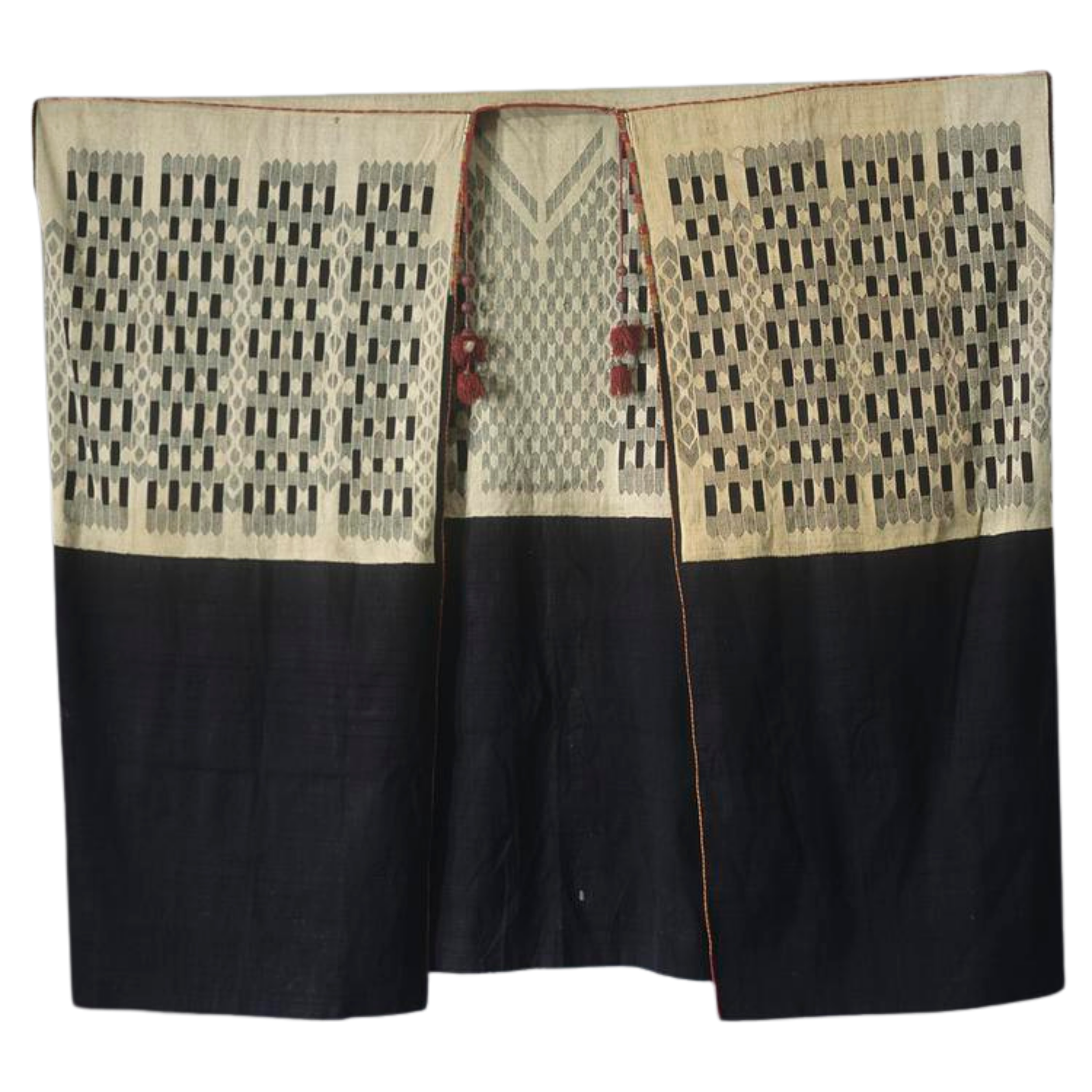 Cloak catalogued as made at Deriyah, “capital of the Wahabis”