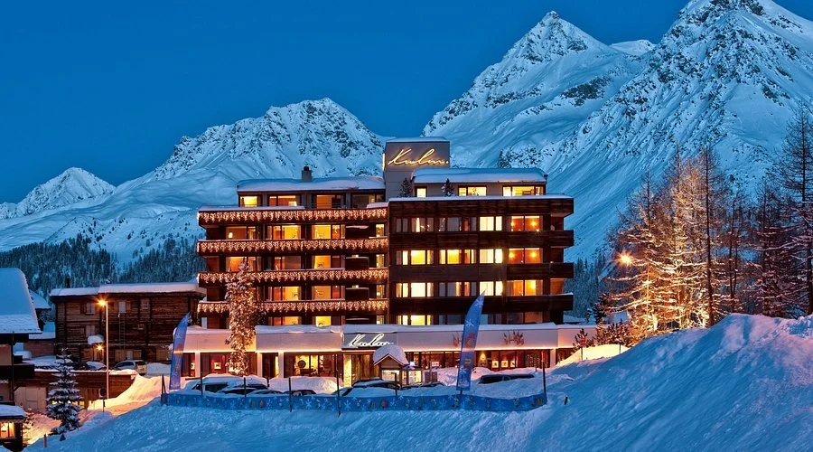 FUN HIIT-WORKOUT AT GRAND HOTEL 